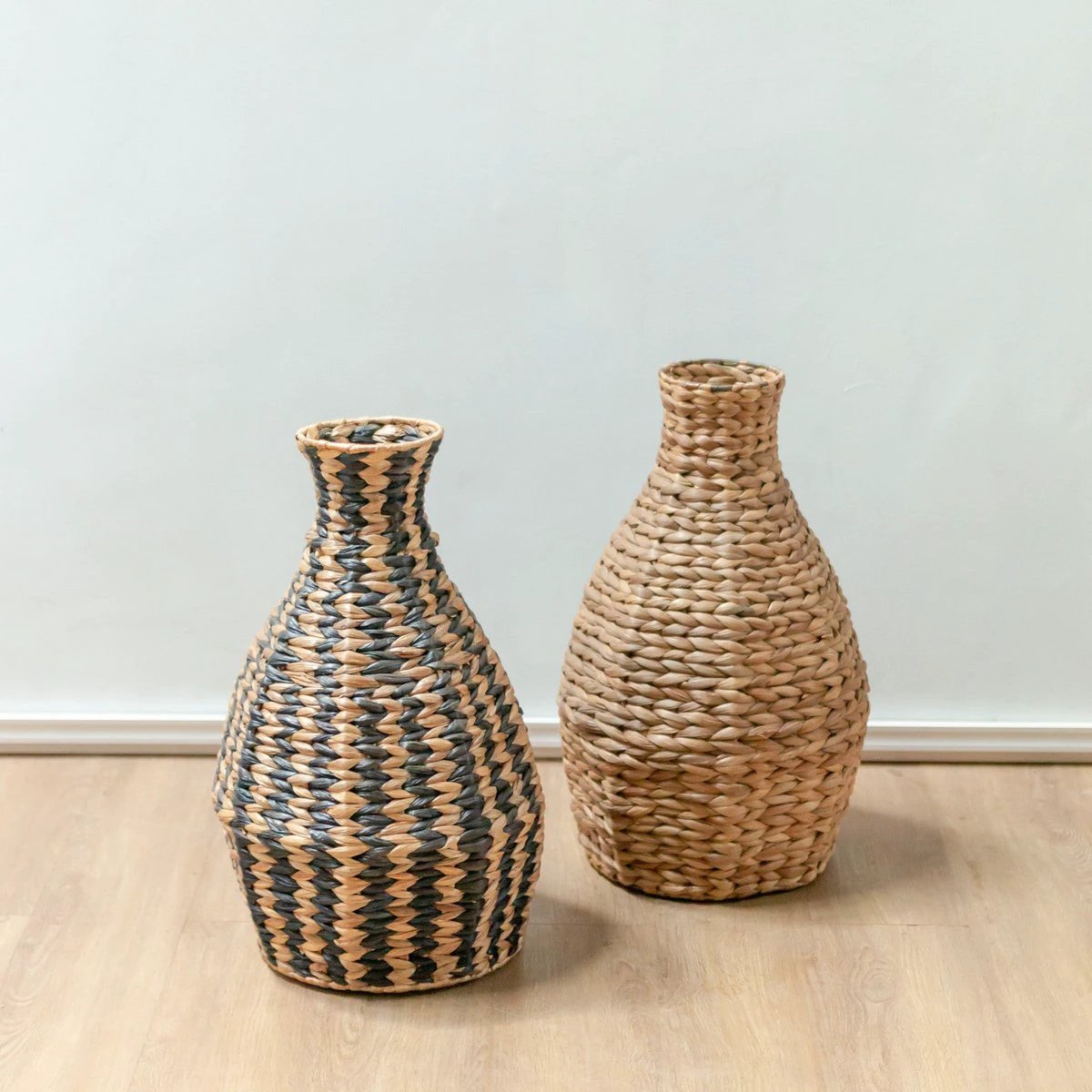 Woven Boho Vase DAYANA black made from Water Hyacinth by Soeji