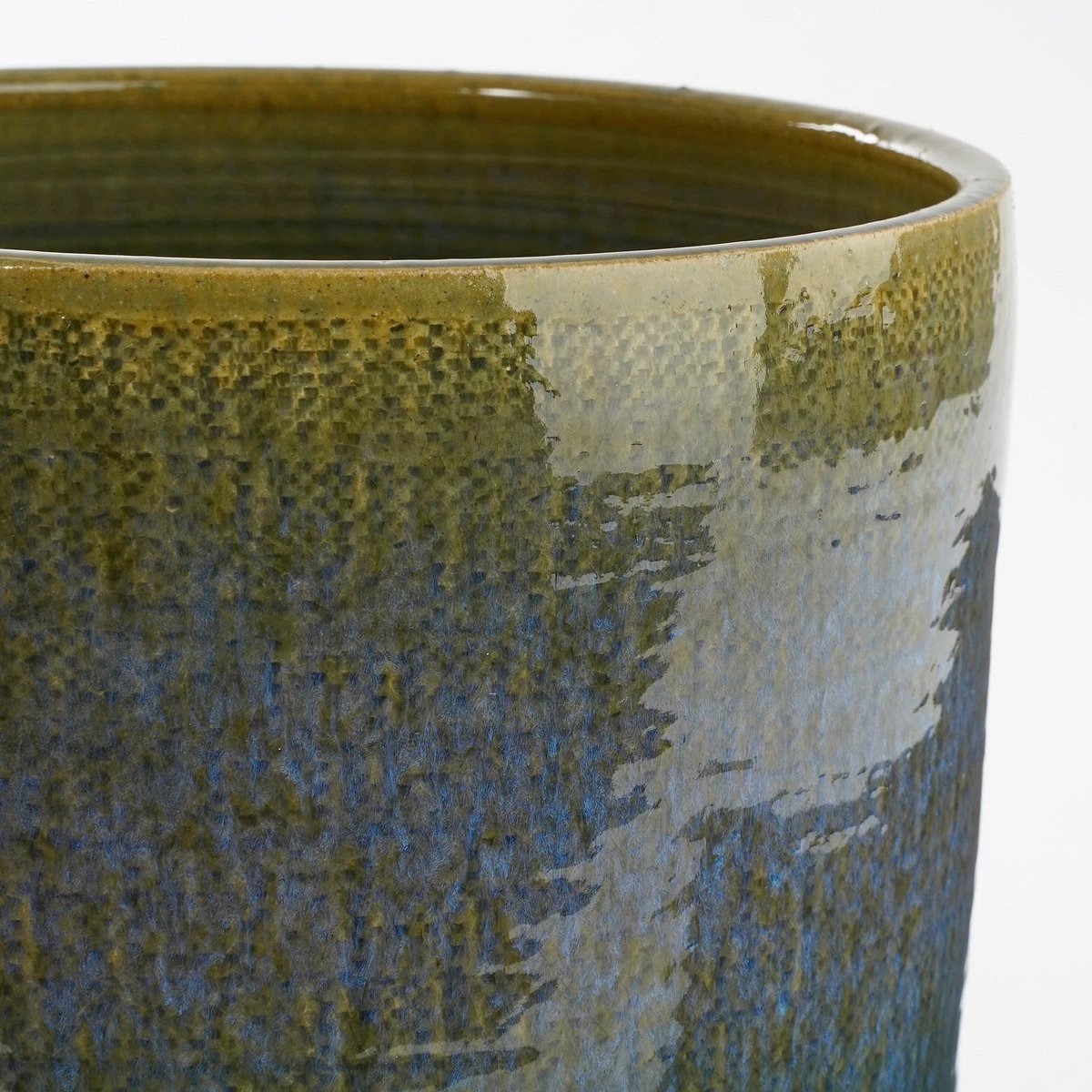 Flowerpot inside Olof Dark Blue by Mica Decorations