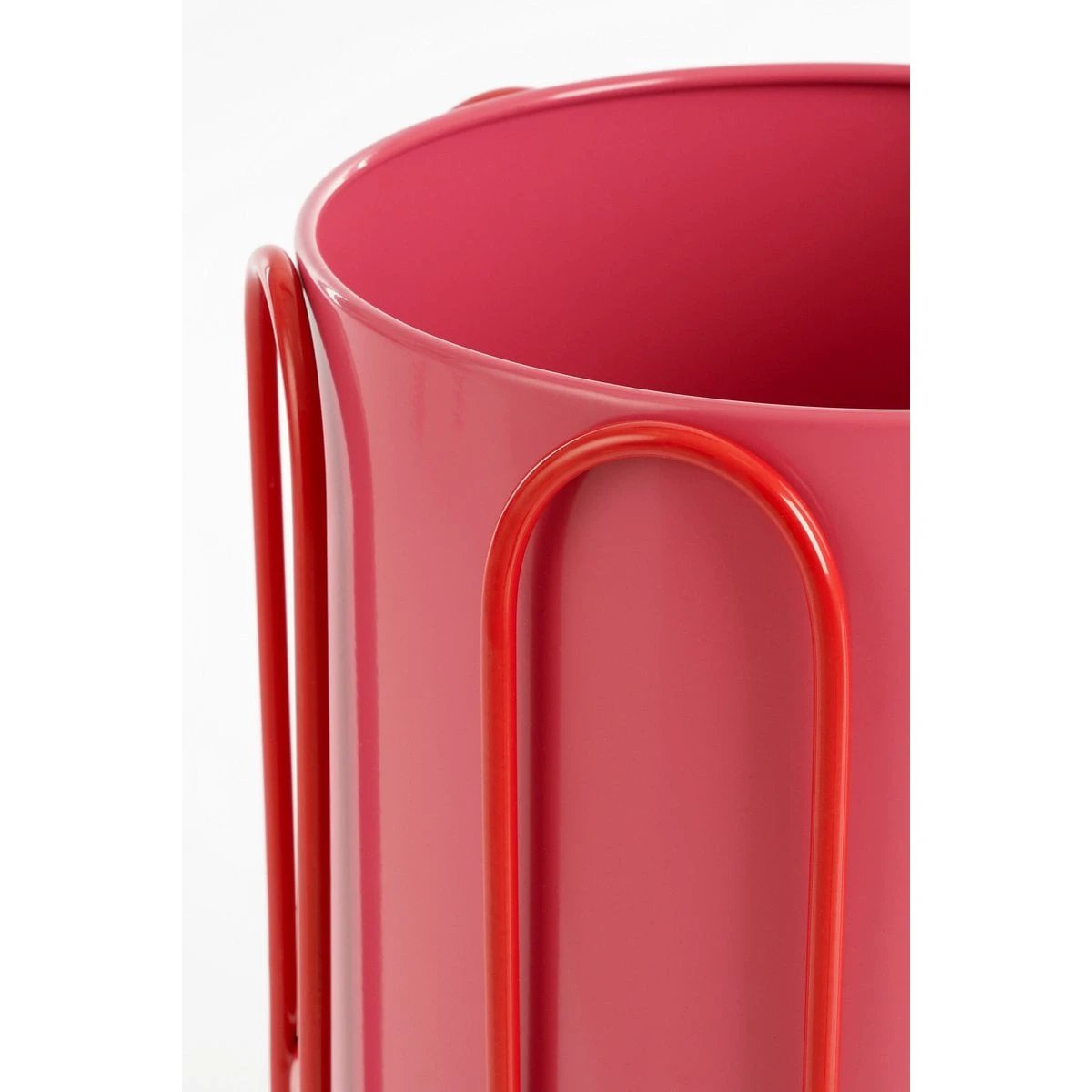 Flowerpot inside Dione Pink by Mica Decorations