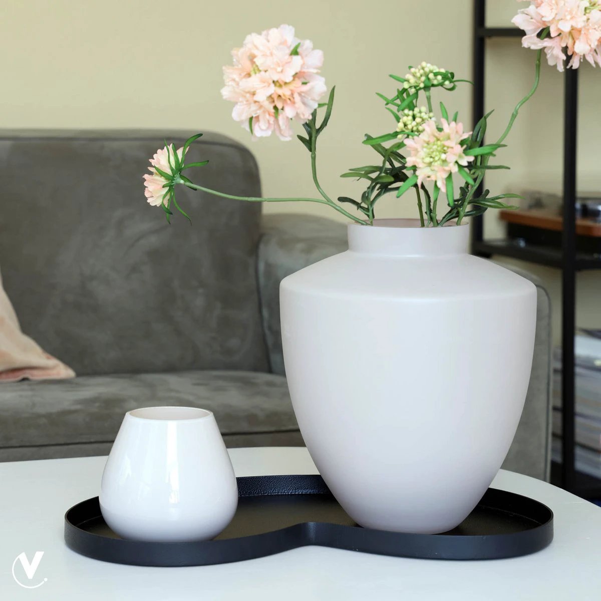 Tray - Villeta black *Expected early April by Vase The World