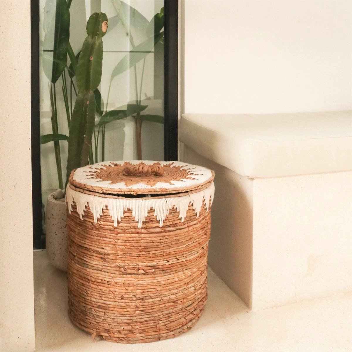 Laundry Basket with Lid Handwoven from Banana Fibre EMPAT Large Decorative Hamper Basket with white Cotton Macrame (2 sizes) by Soeji