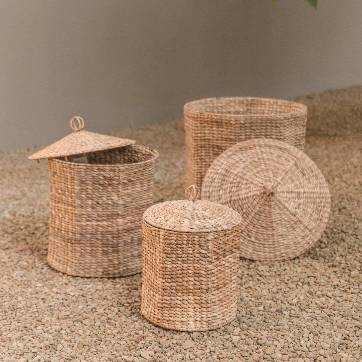 Laundry Basket with Lid GARUT made from Water Hyacinth (3 sizes) by Soeji