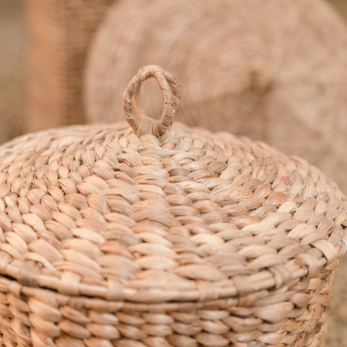 Laundry Basket with Lid GARUT made from Water Hyacinth (3 sizes) by Soeji