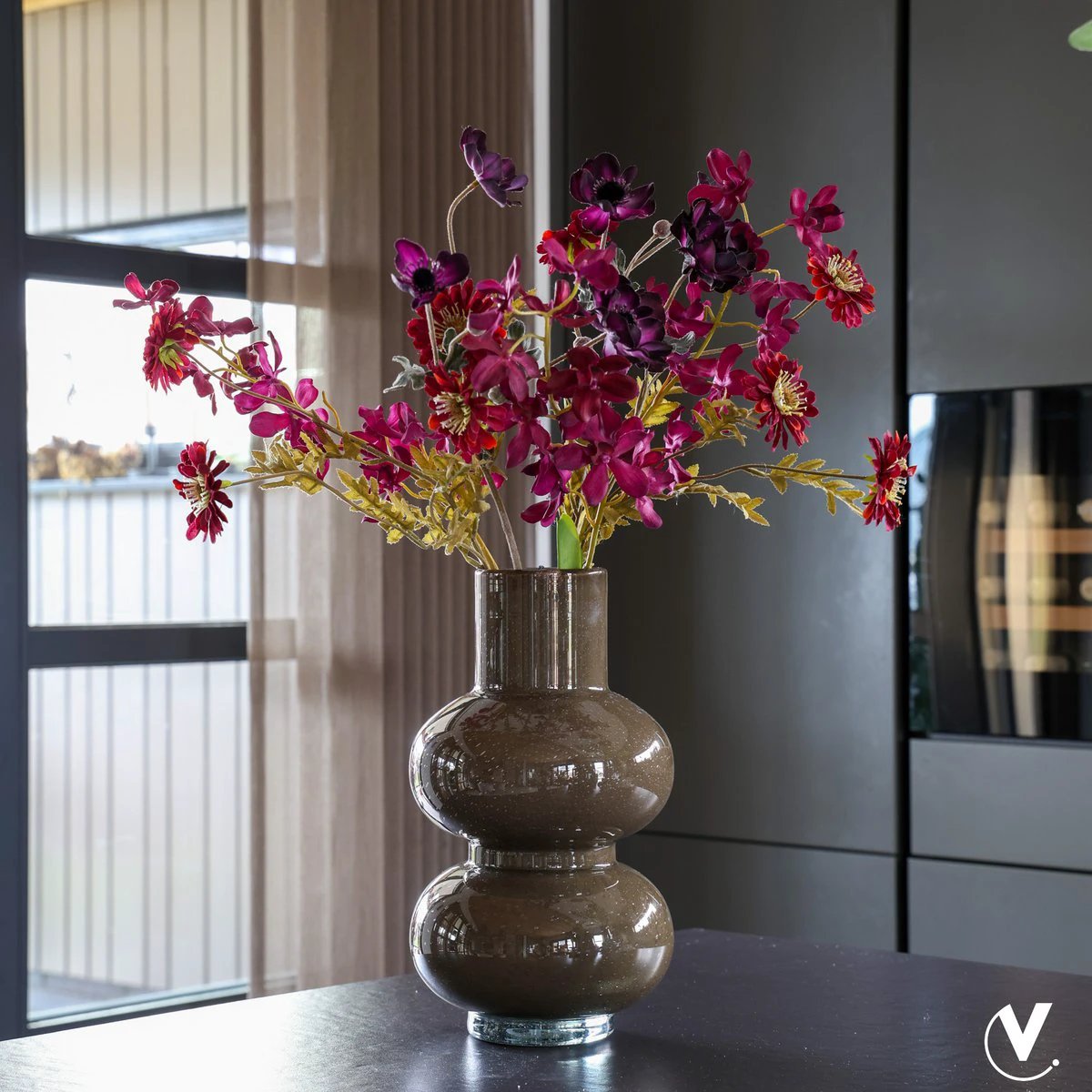 vaas - alite elite dark brown by Vase The World