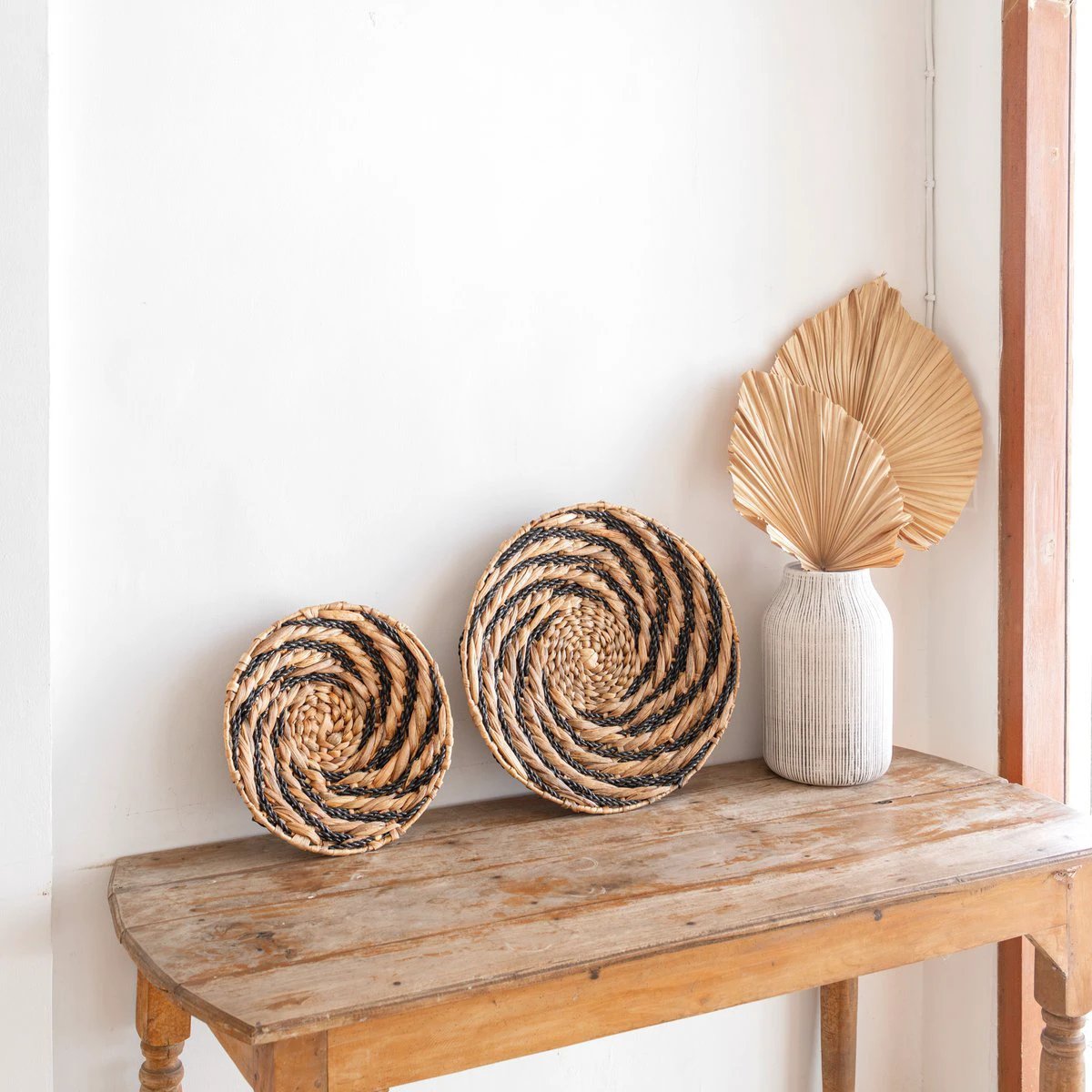 Round Wall Basket or Decorative Bowl BANDUNG made of Water Hyacinth (2 sizes) by Soeji