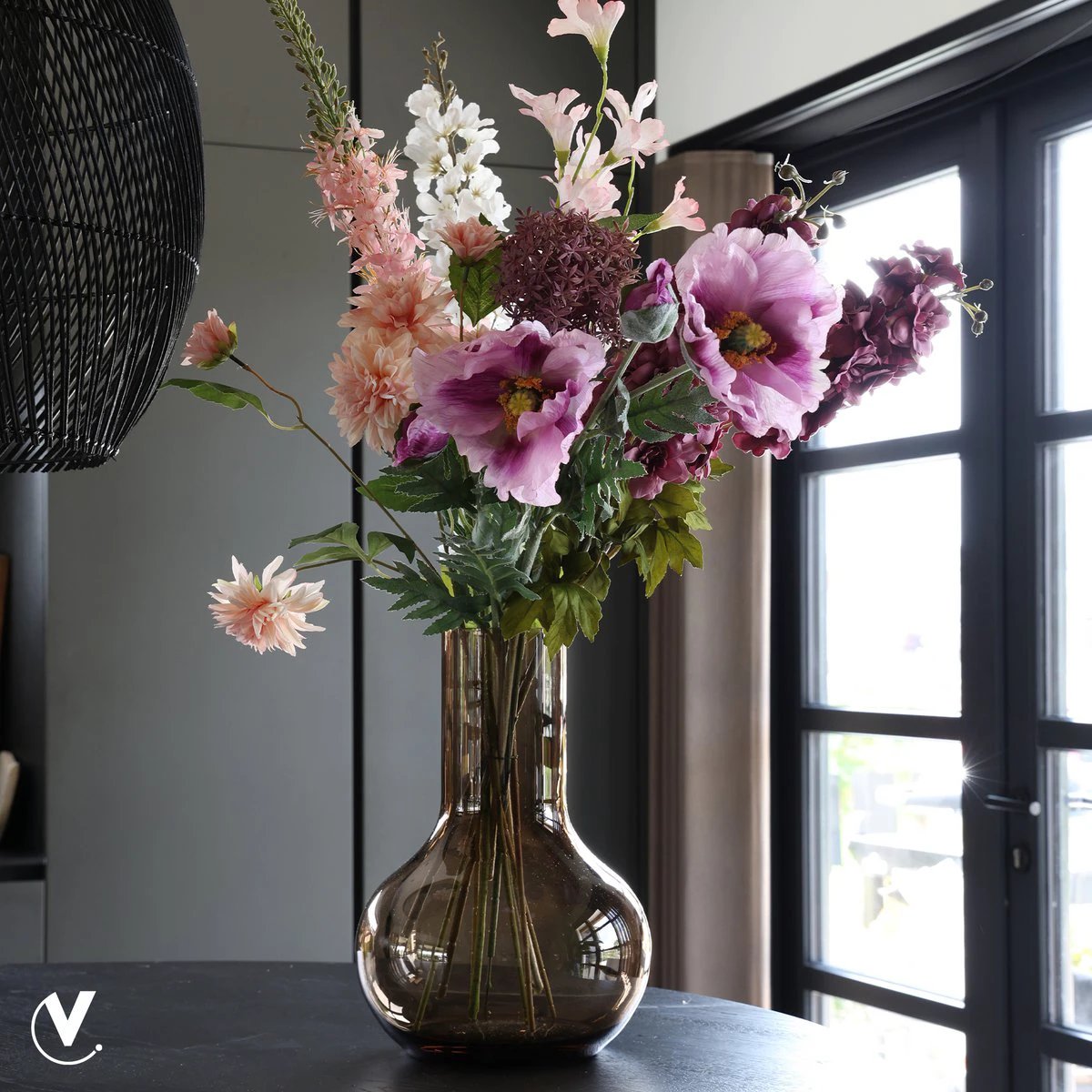 Vaas - Seim Taupe by Vase The World