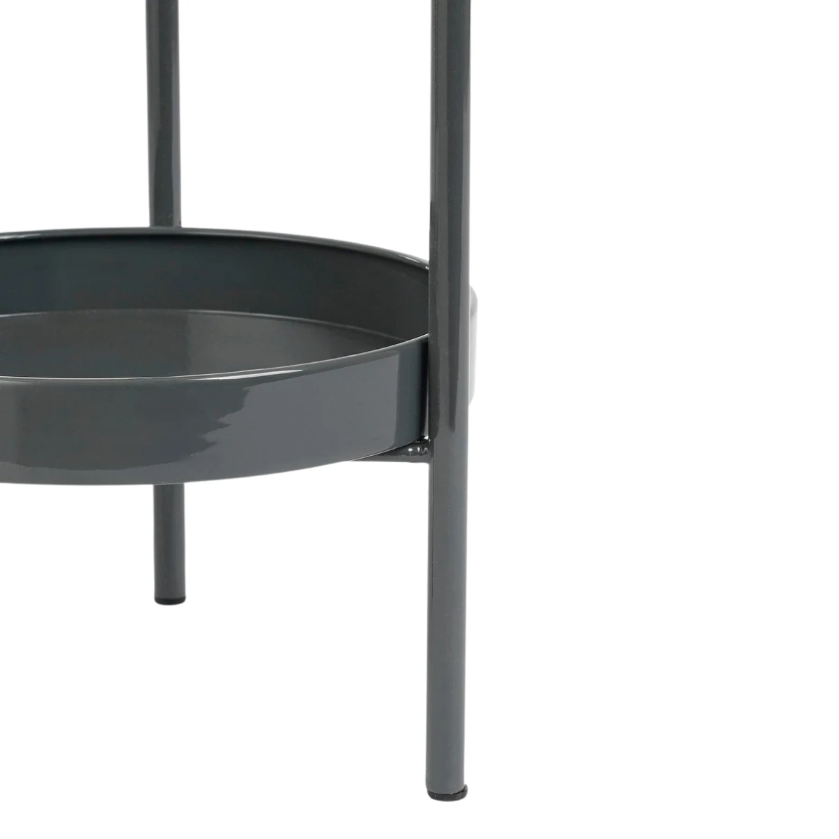 Flowerpot inside Colyn Black by Mica Decorations