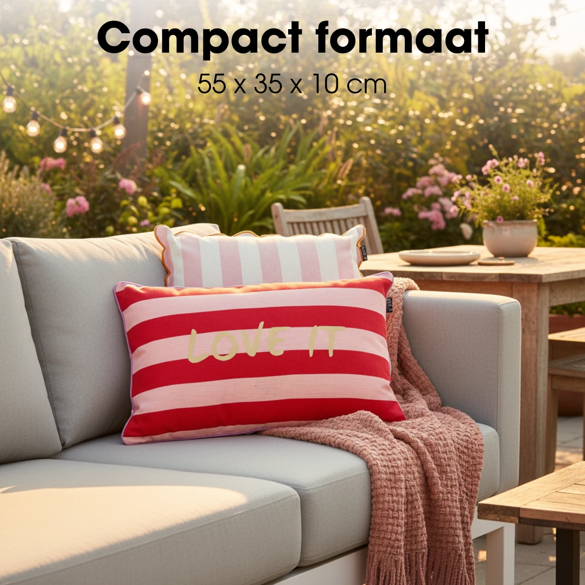 Decorative cushion Red by Mica Decorations