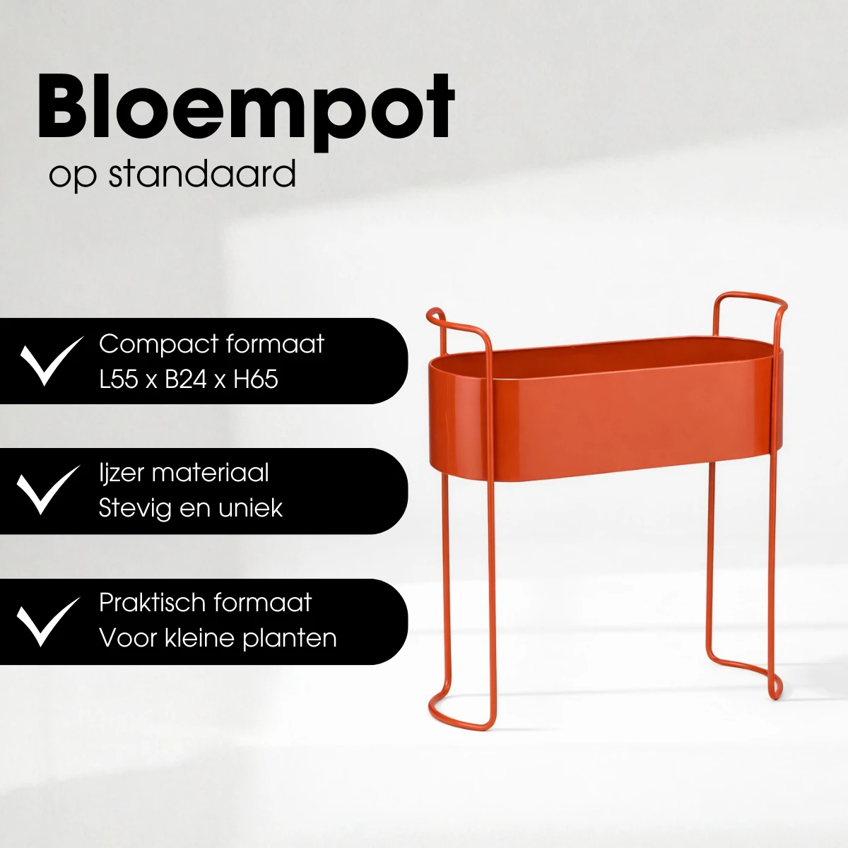 Flowerpot inside Moritz Red by Mica Decorations