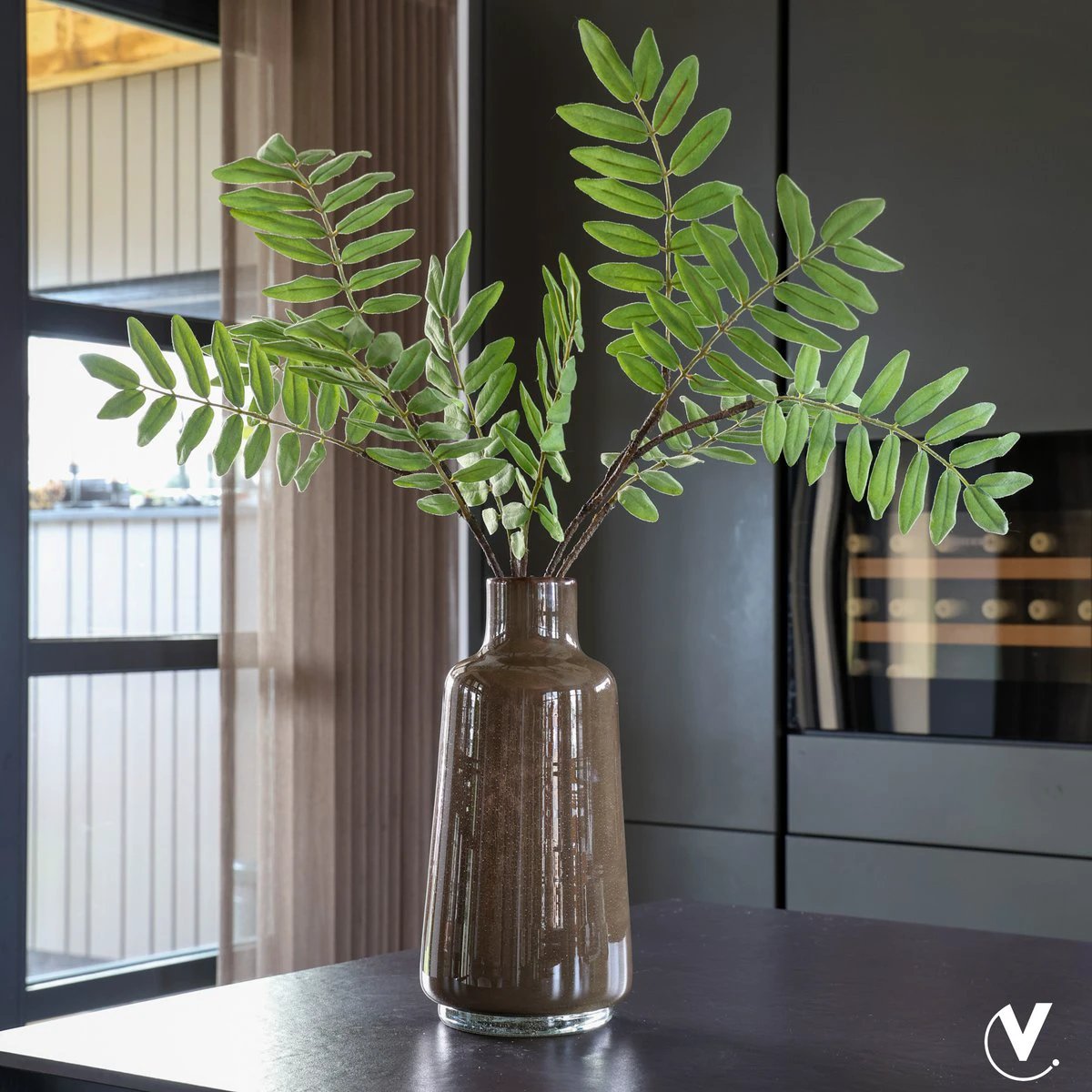 Vaas - Jana Elite dark brown by Vase The World