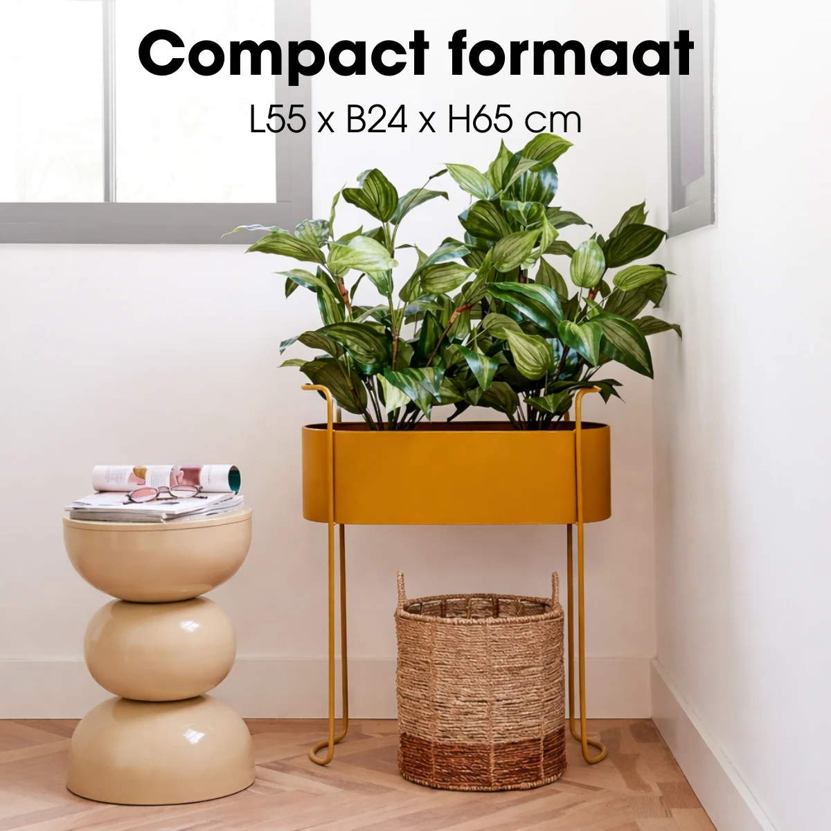 Flowerpot inside Moritz Brown by Mica Decorations
