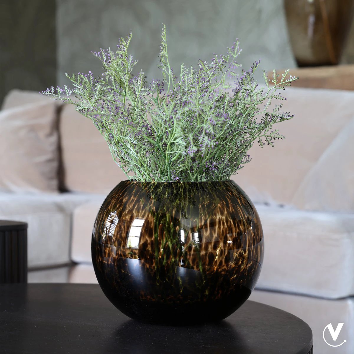 Vas - Zambezi Chit: by Vase The World