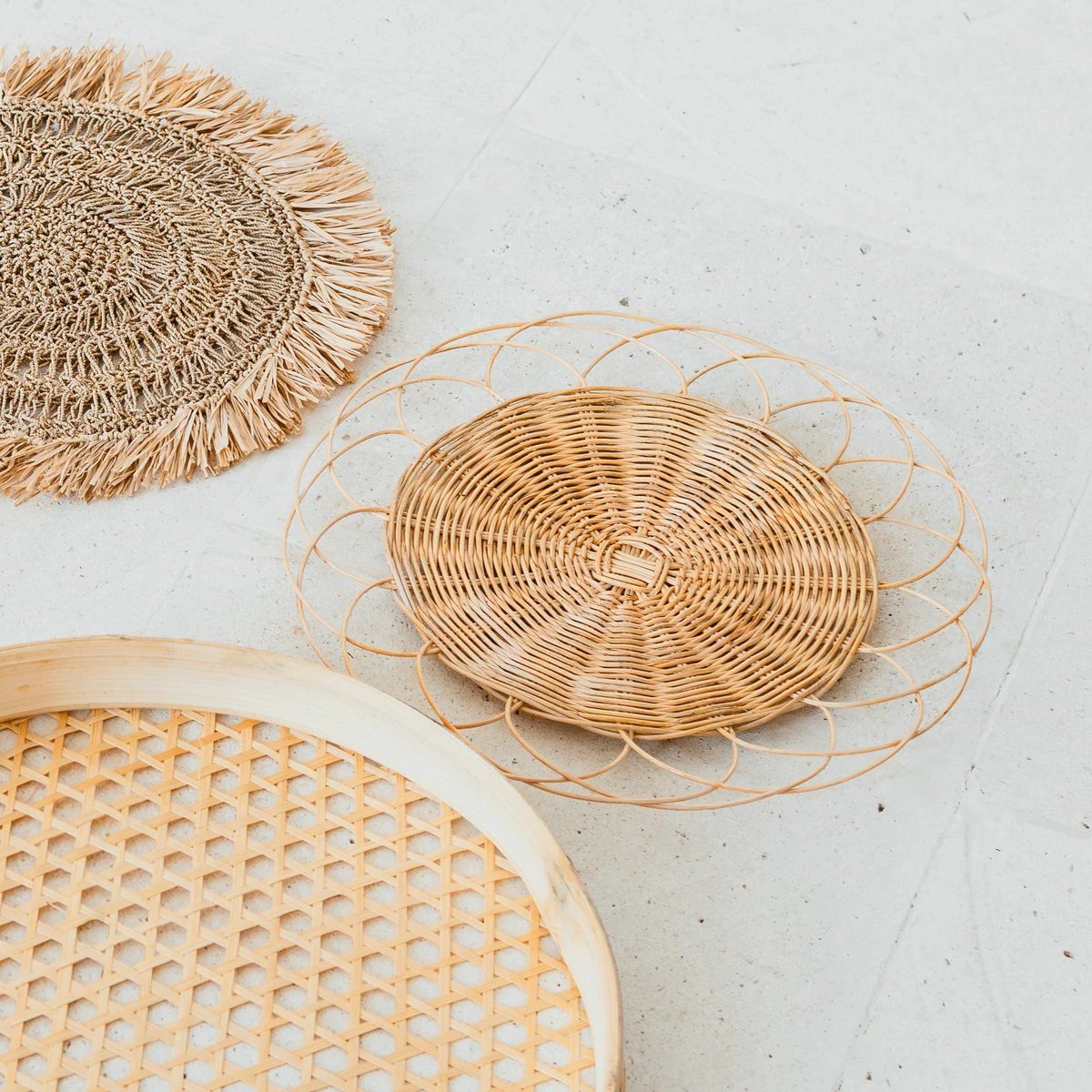 Boho Wall Decor Set – Rattan Wall Baskets – Natural Wall Hanging – Woven Wall Decoration – Handmade Set of 5 Wall Plates (Ø 15-45 cm) PENIDA by Soeji
