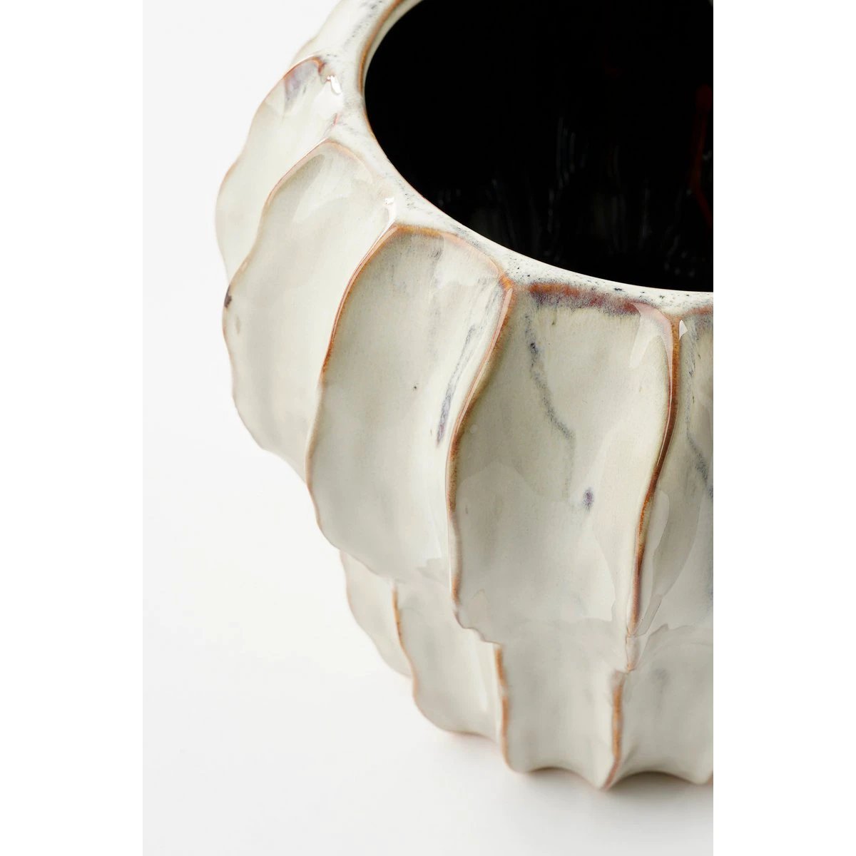 Flowerpot inside Altea White by Mica Decorations