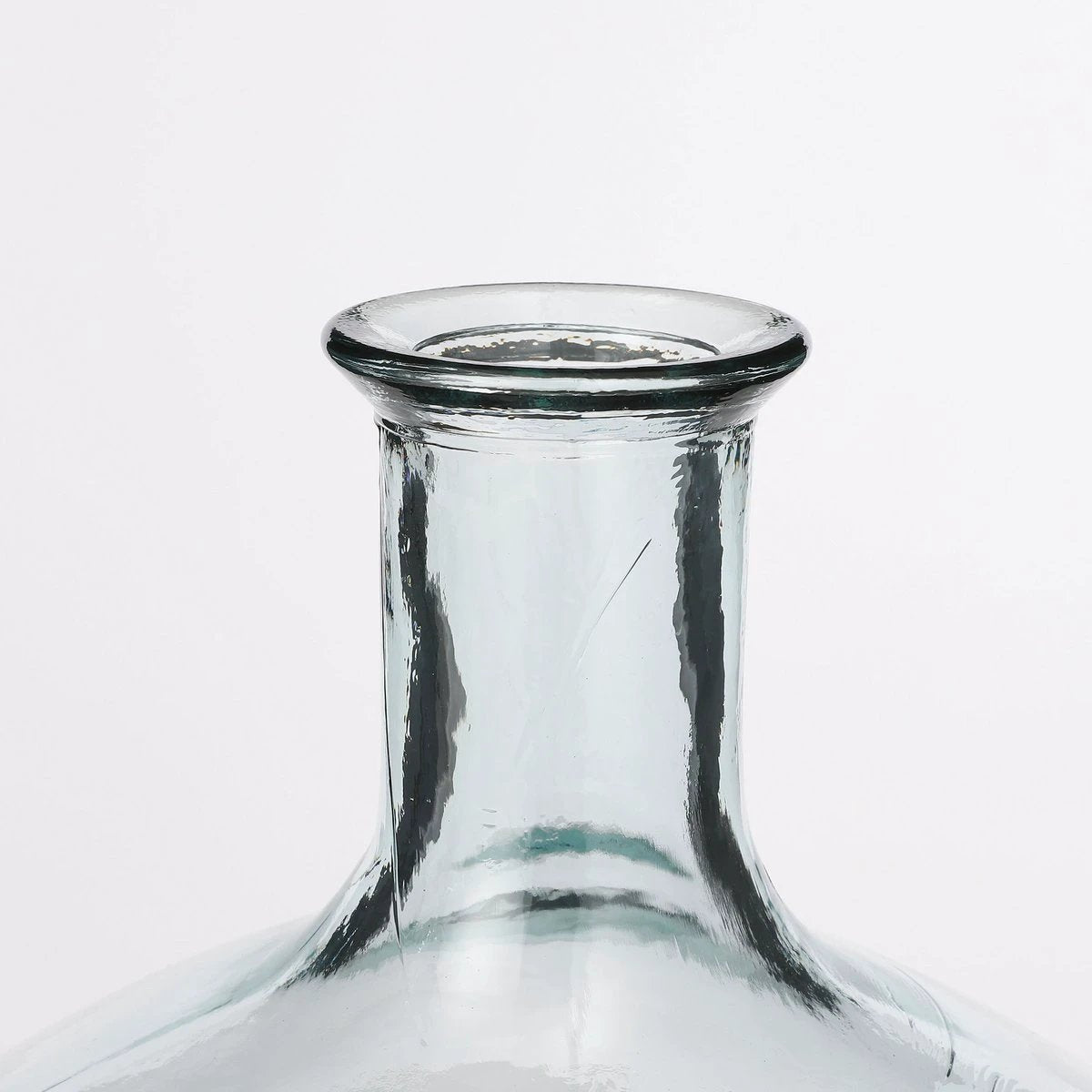 Decorative bottle of Kyara by Mica Decorations