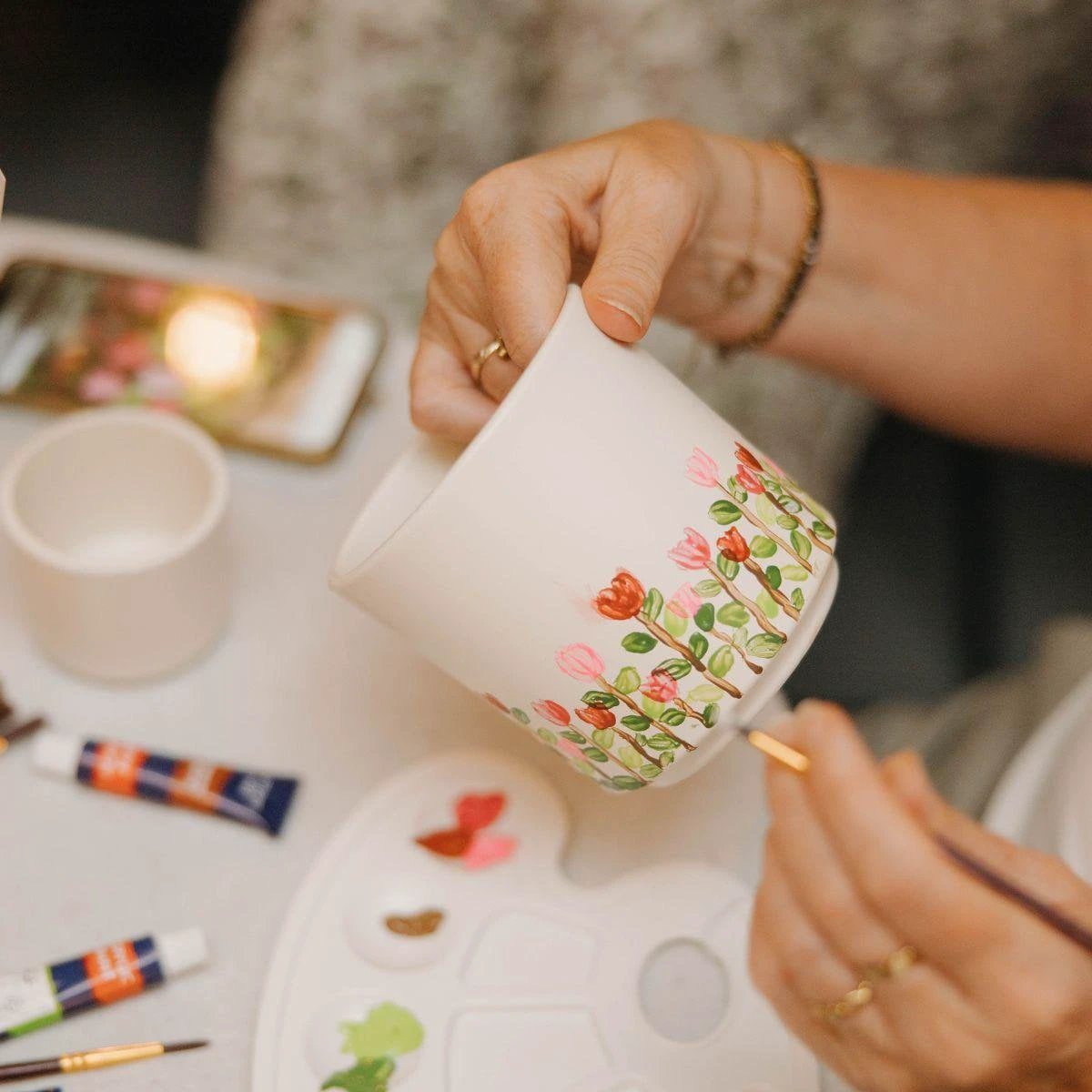 Kolibri Creatives | Paint package for painting 8 flower pots + succulents For at least 4 people Creative visionary by Kolibri Company