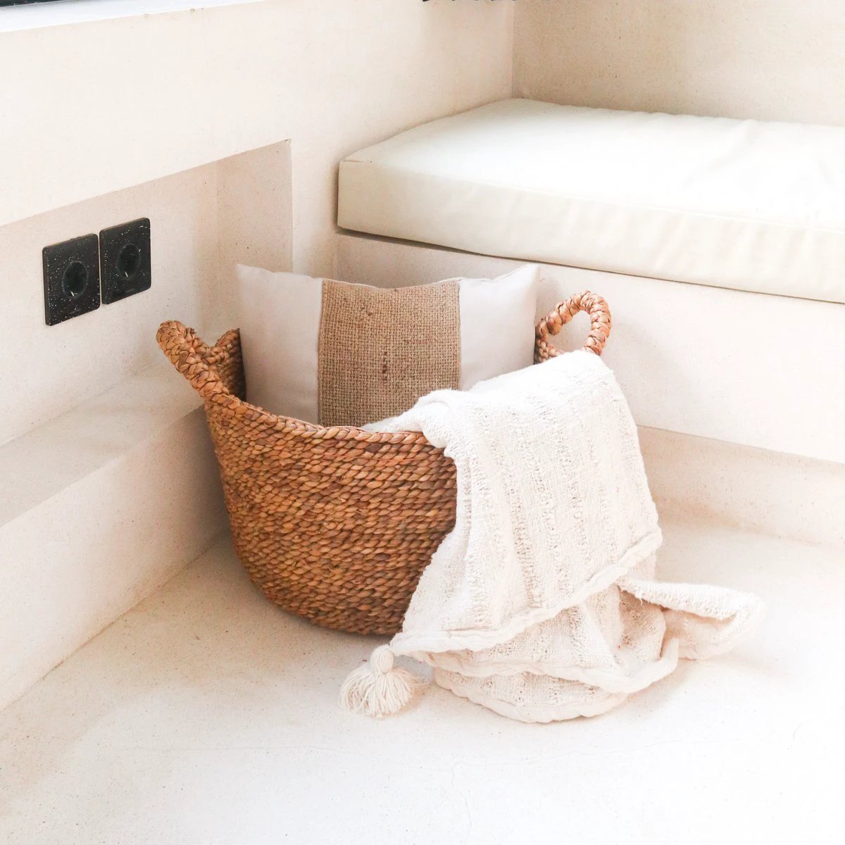 Laundry Basket | Plant Basket | Storage Basket SAMU made from Water Hyacinth (3 sizes) by Soeji