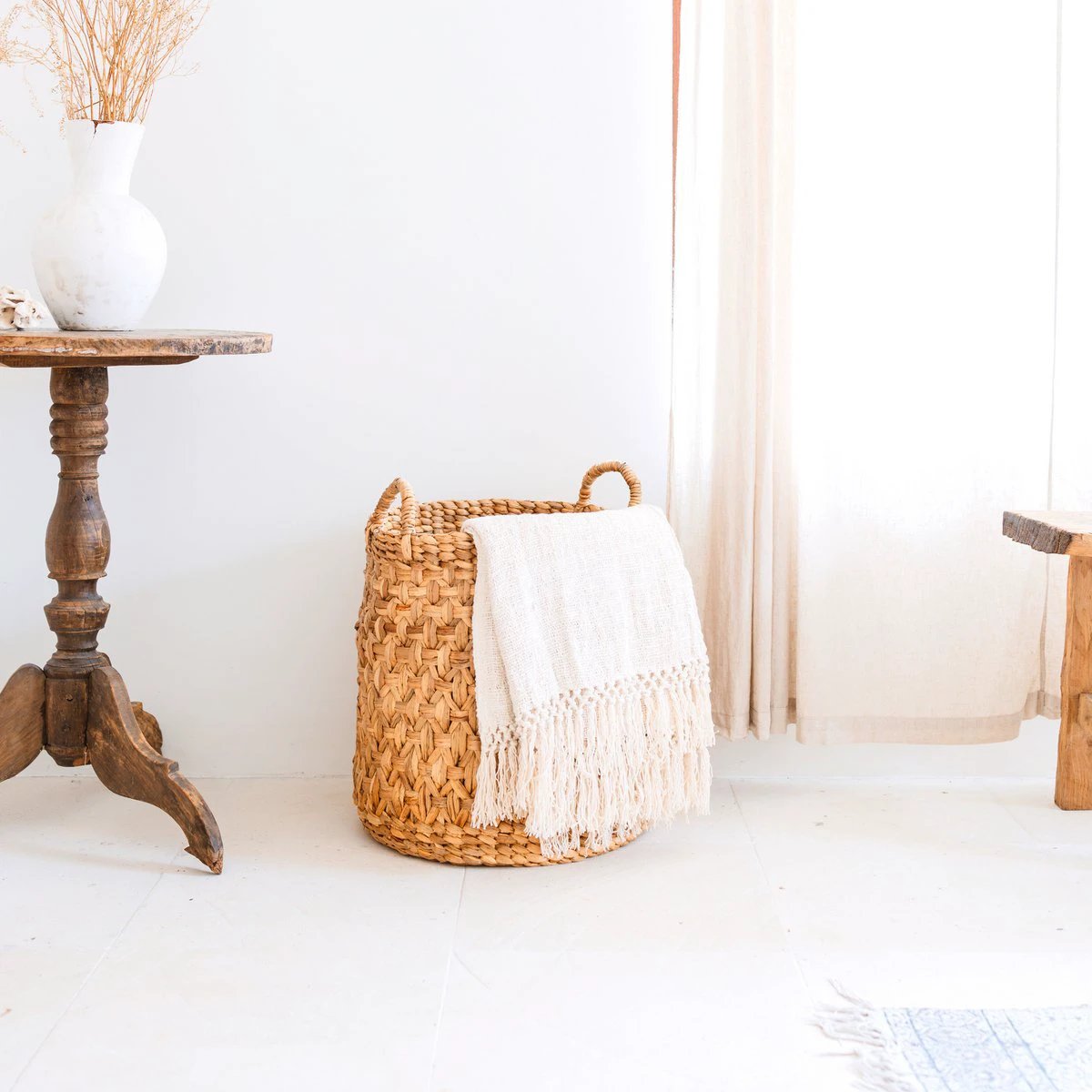 Round Woven Laundry Basket – Boho Plant Basket – Laundry Hamper Brown – Large Basket Made of Water Hyacinth RAJA (3 sizes Ø 35/40/50 cm) by Soeji