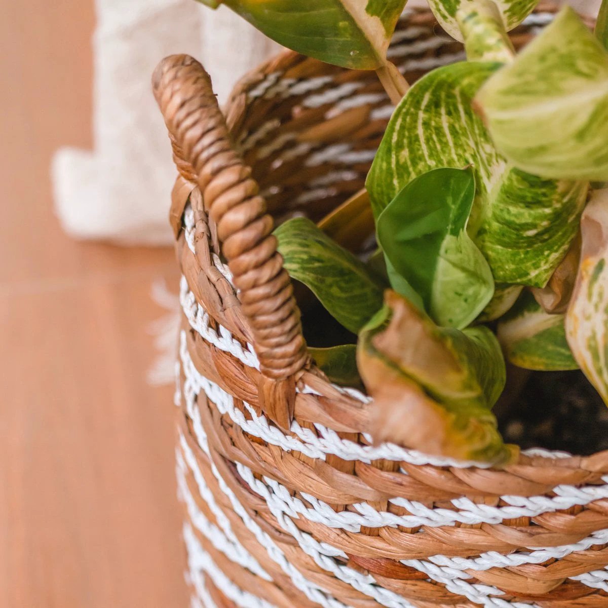 Round Woven Basket with Striped Pattern YALIMO made from Water Hyacinth (3 sizes) by Soeji