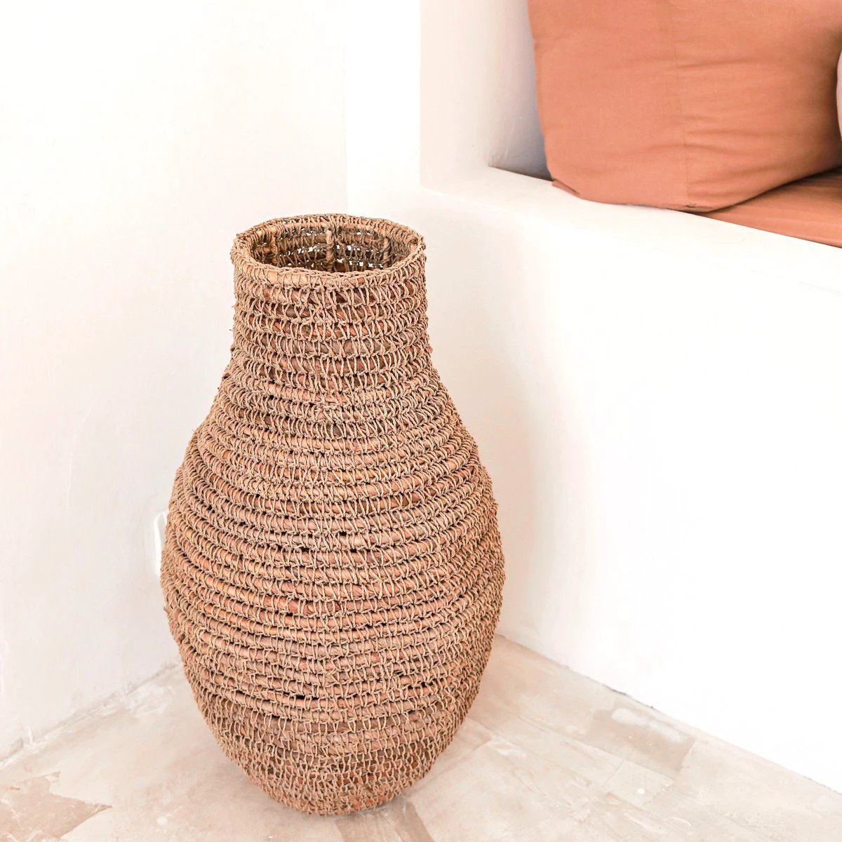Woven Boho Vase SAKRA made from Banana Fibre and Raffia by Soeji