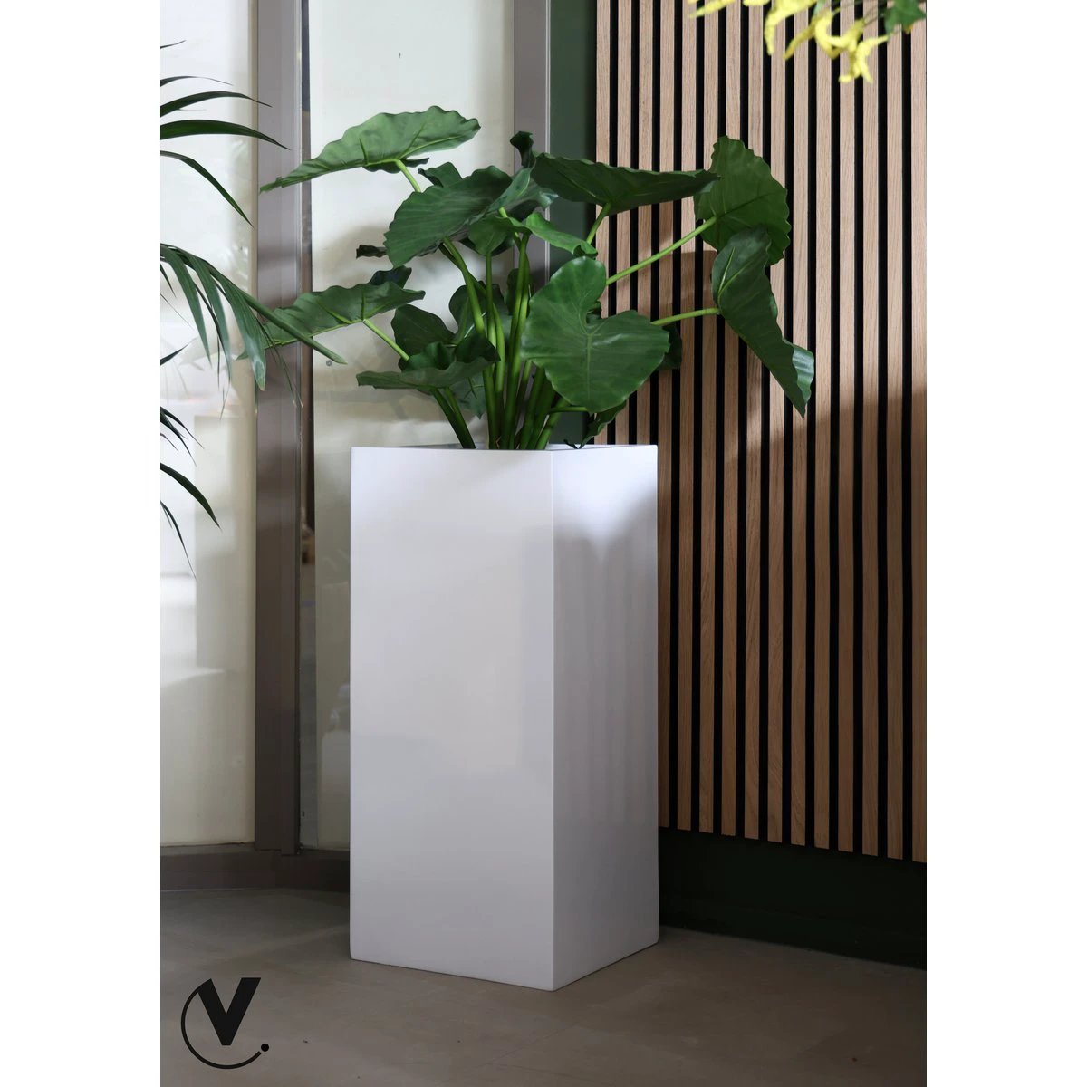 Column/planter - Mont Blanc Shiny White L35 x B35 x H80cm by Vase The World