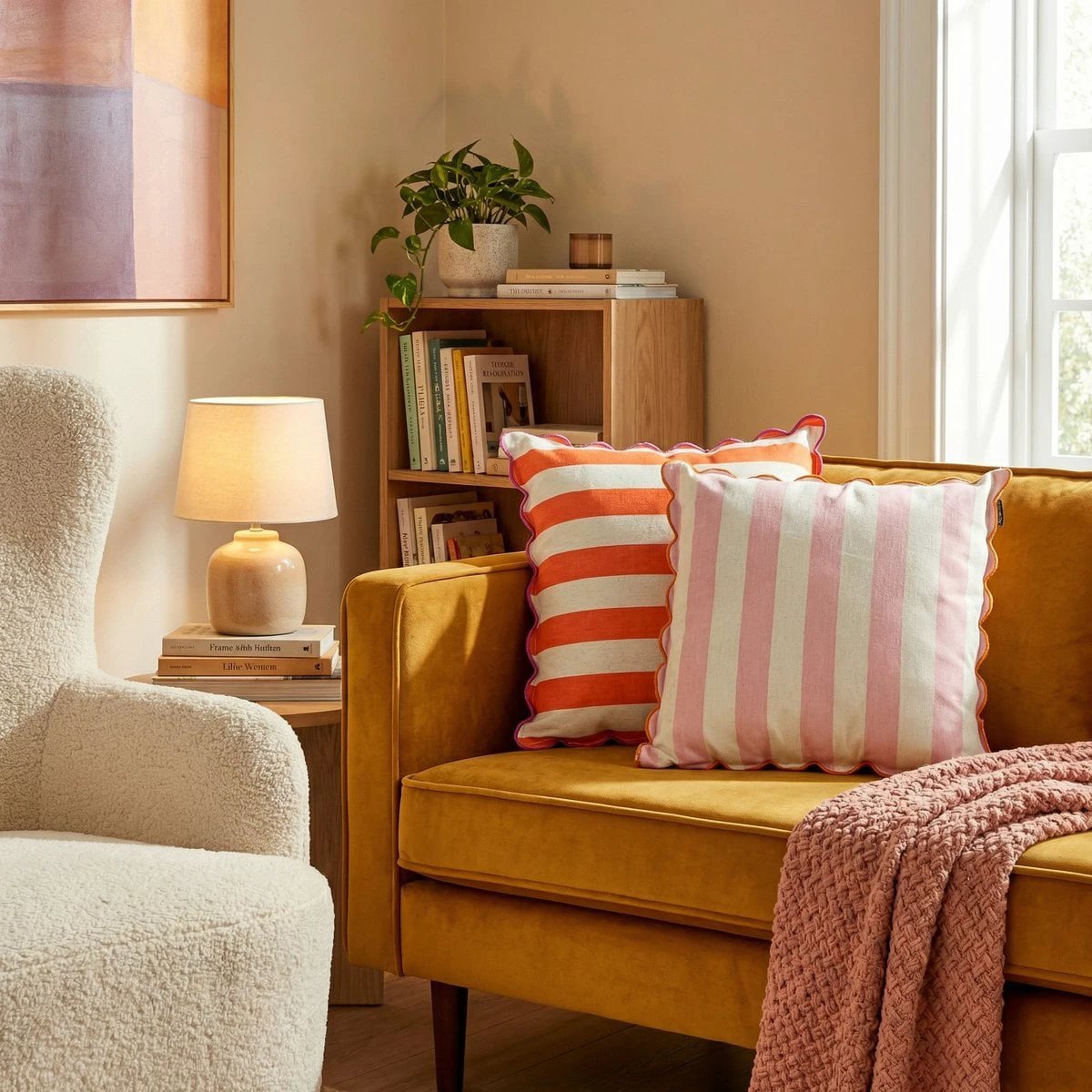 Decorative cushion Pink by Mica Decorations
