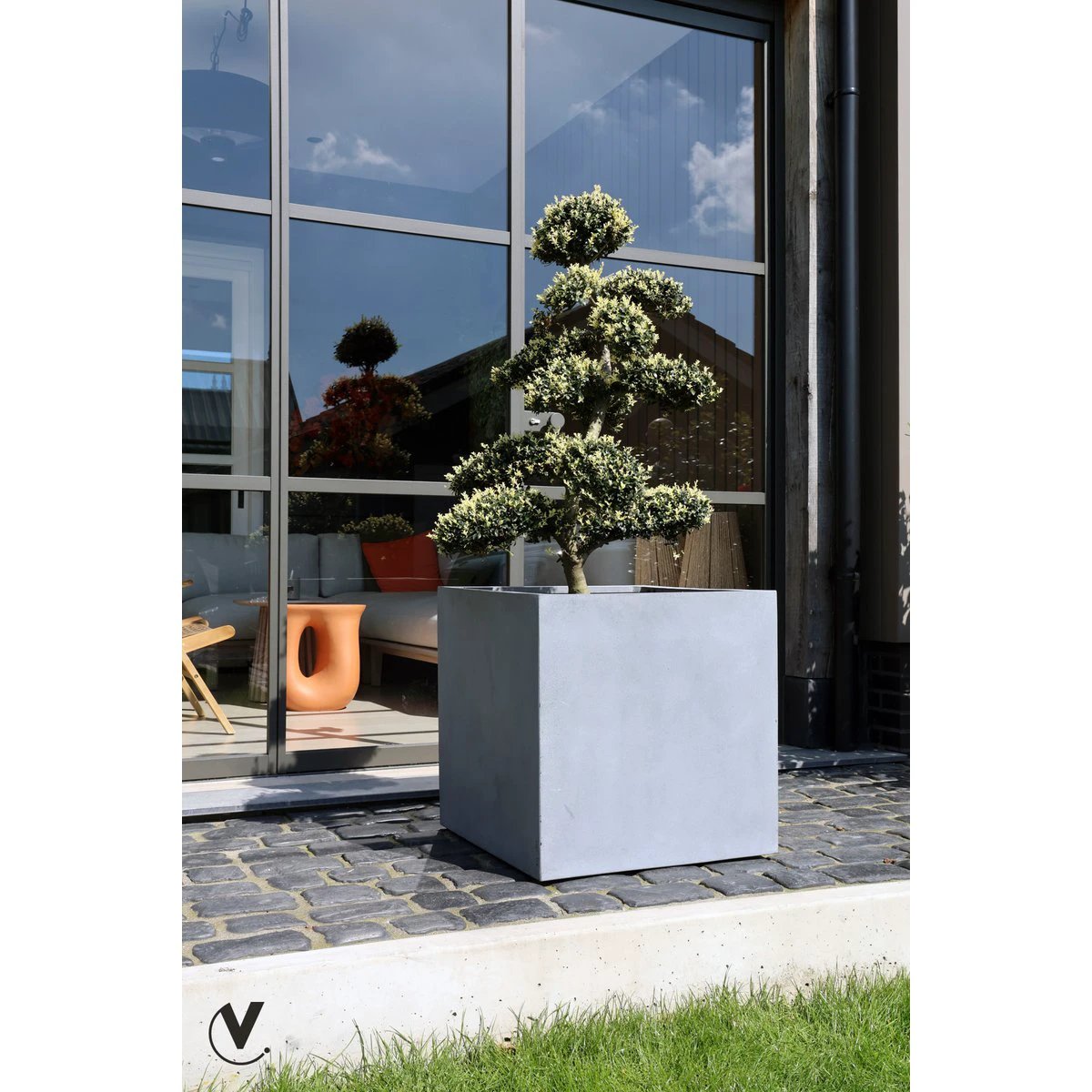 Planter - El Salvador Gray by Vase The World