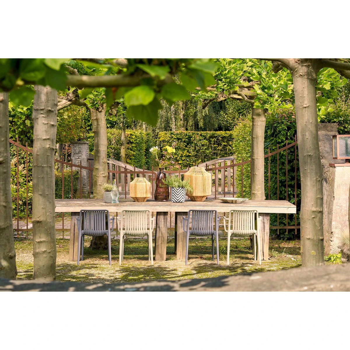 Lantern Liliano Dark brown by Mica Decorations