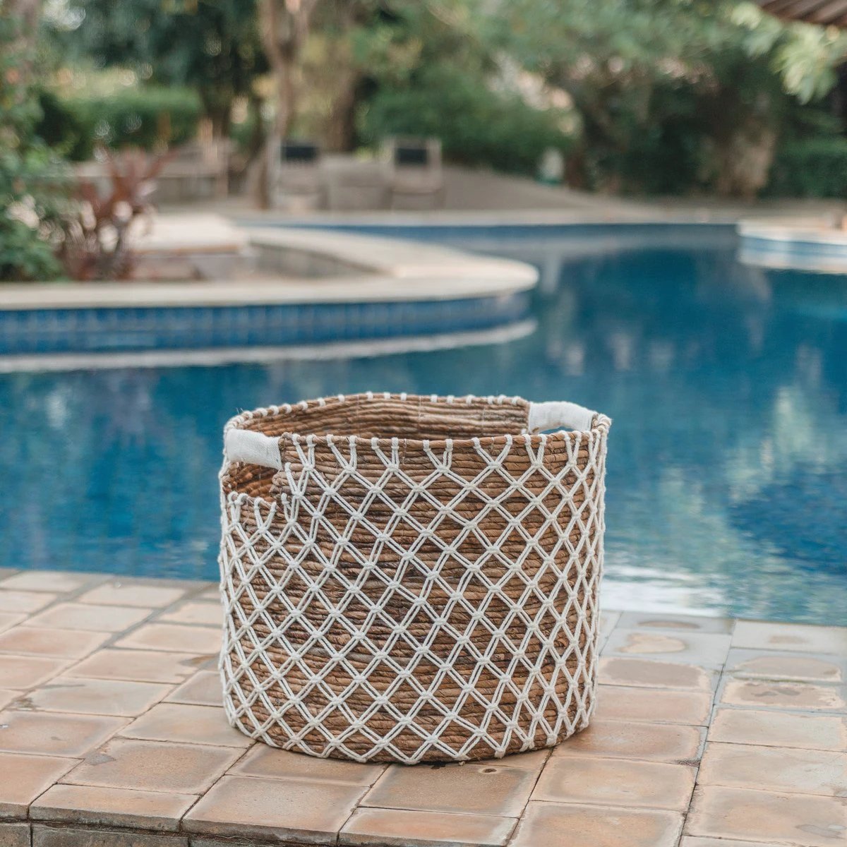 Storage Basket PURA | Plant Basket | Laundry Basket (white) made from Banana Fibre (3 sizes) by Soeji
