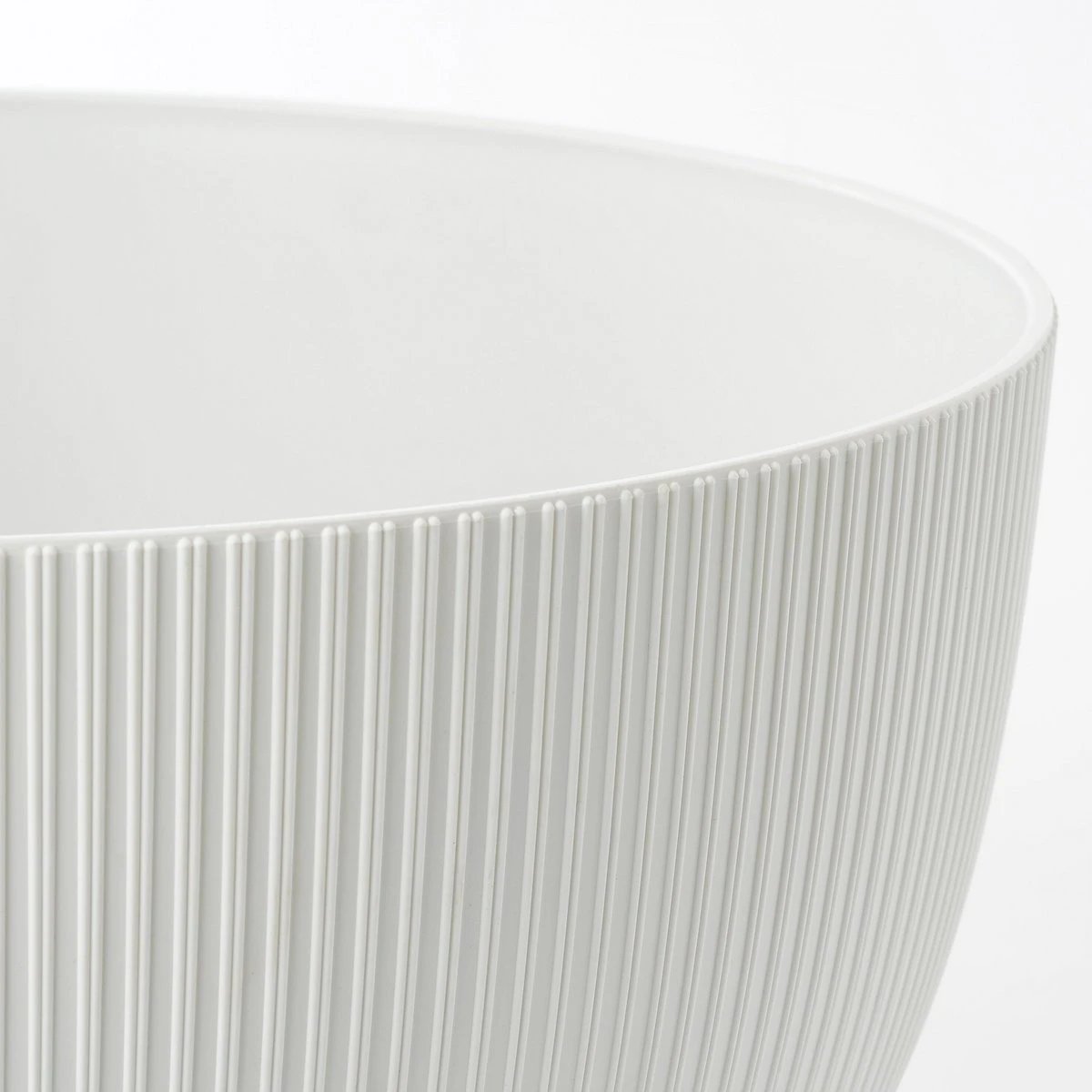 Flowerpot inside Doppio White by Mica Decorations