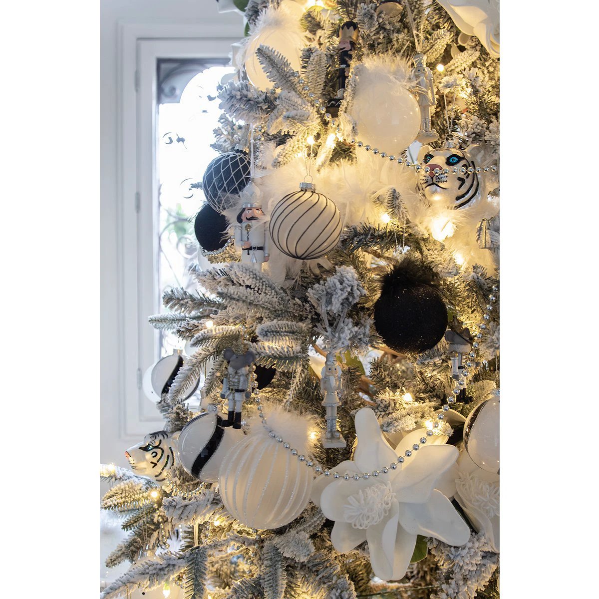 Decoration pendant nutcracker 4x2x15 cm by Clayre & Eef.