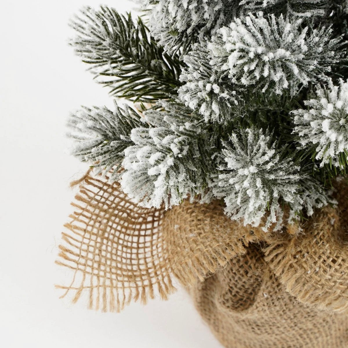 Decorative Christmas tree Green by House of Seasons
