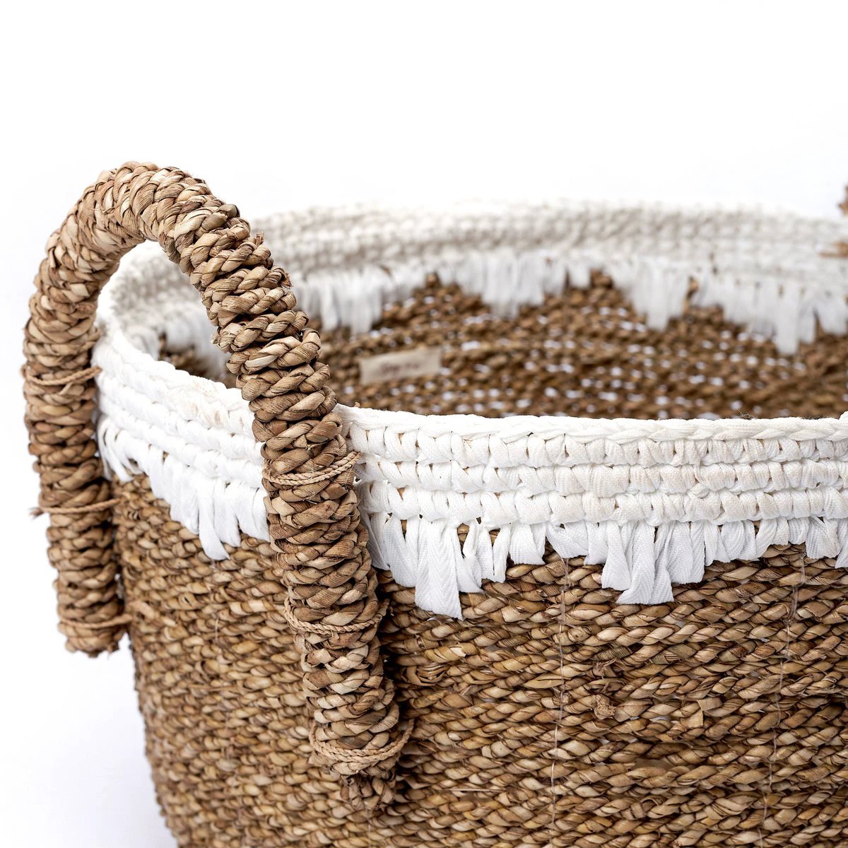 Round Seagrass Baskets with White Cotton Cords WAIGEO (3 sizes) Decorative Laundry or Storage Basket by Soeji