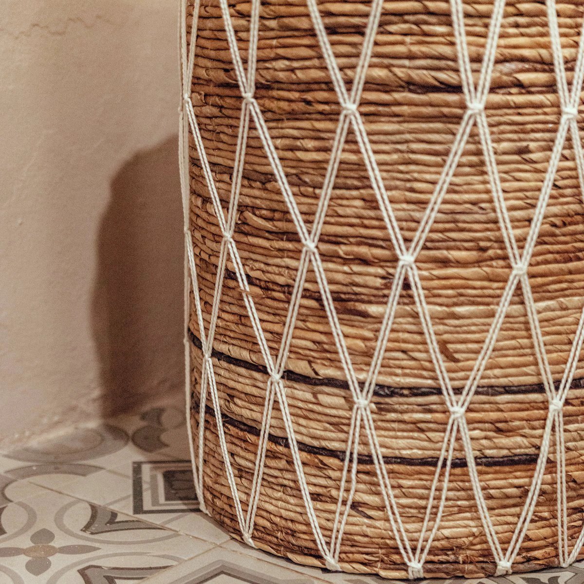 Laundry Basket with Lid KISA made from Banana Fibre by Soeji