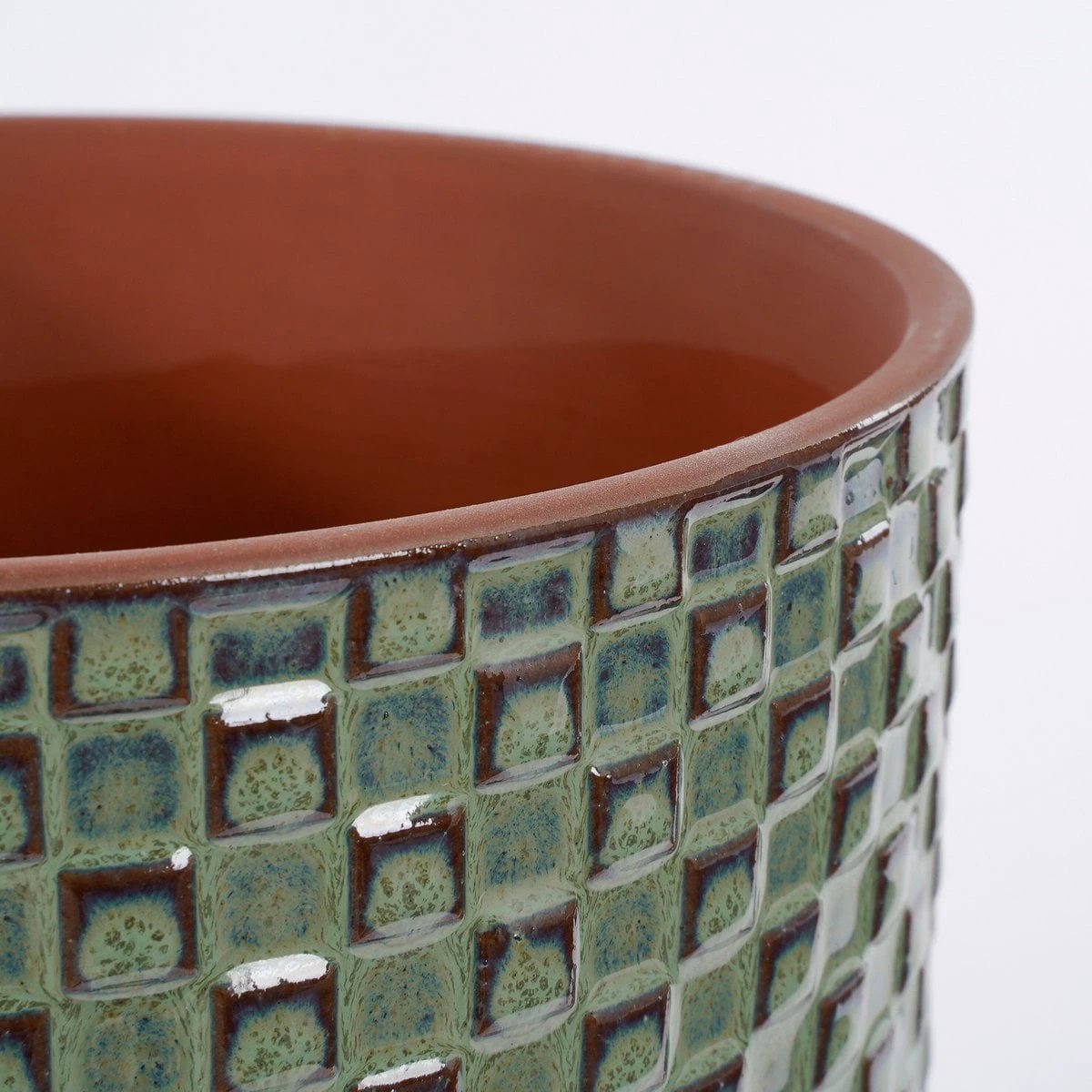 Flowerpot inside Daan Groen by Mica Decorations