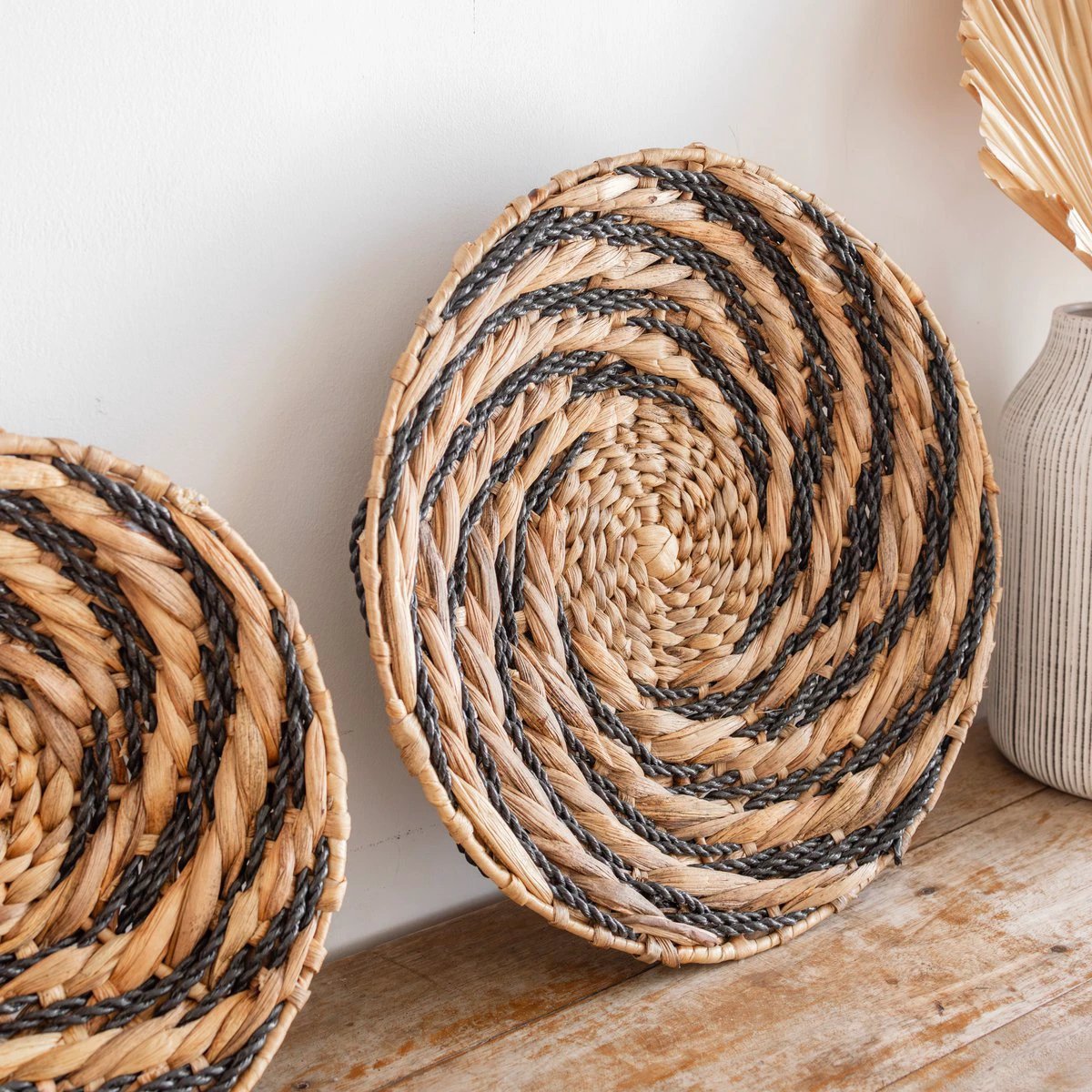 Round Wall Basket or Decorative Bowl BANDUNG made of Water Hyacinth (2 sizes) by Soeji