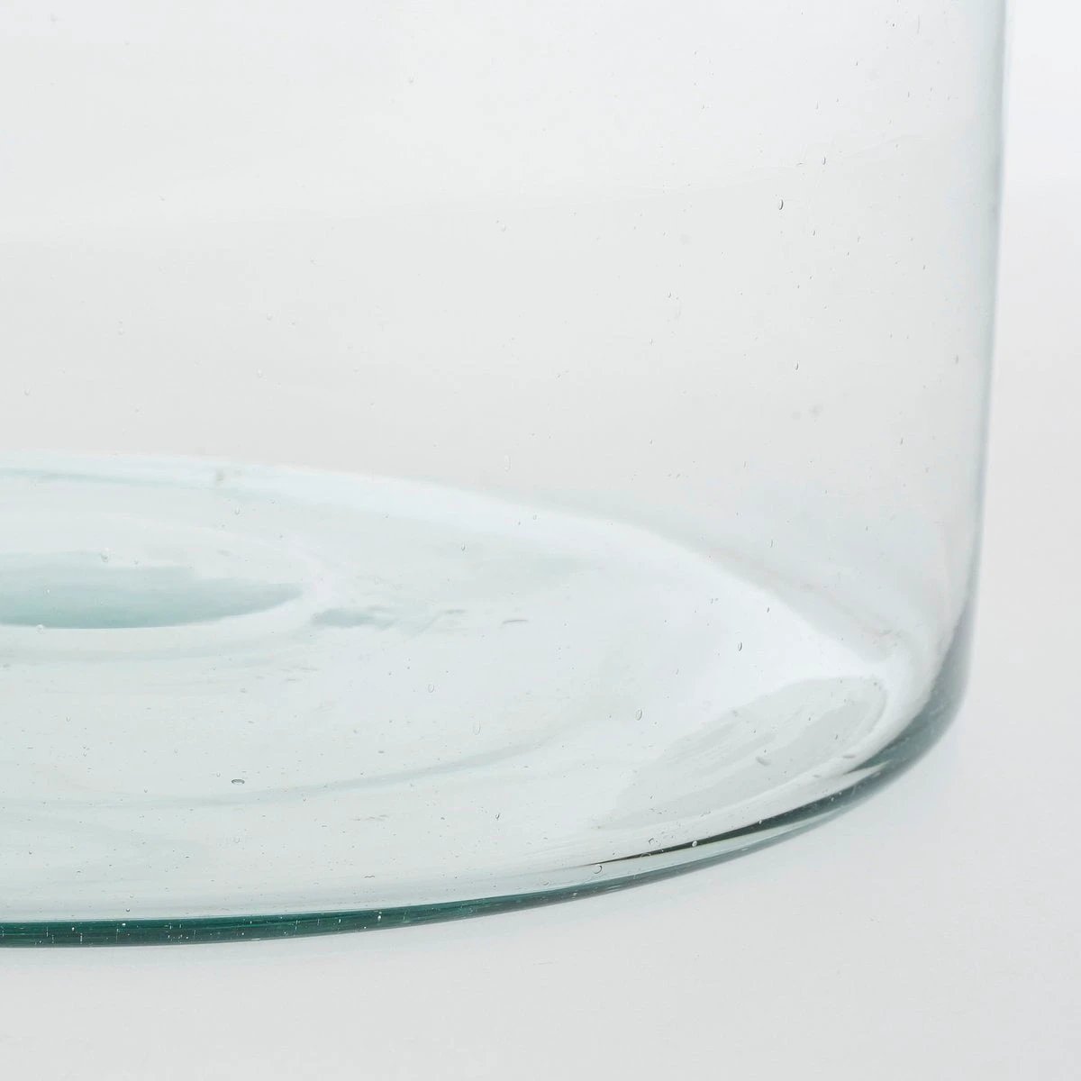 Vaas Vienna Transparent by Mica Decorations