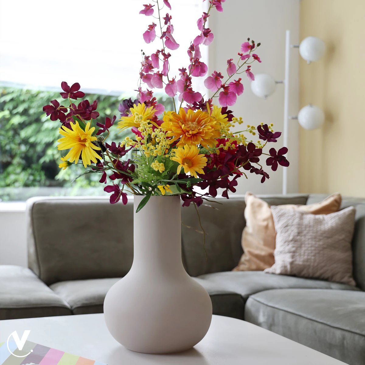 Was - Saym again Ivory by Vase The World