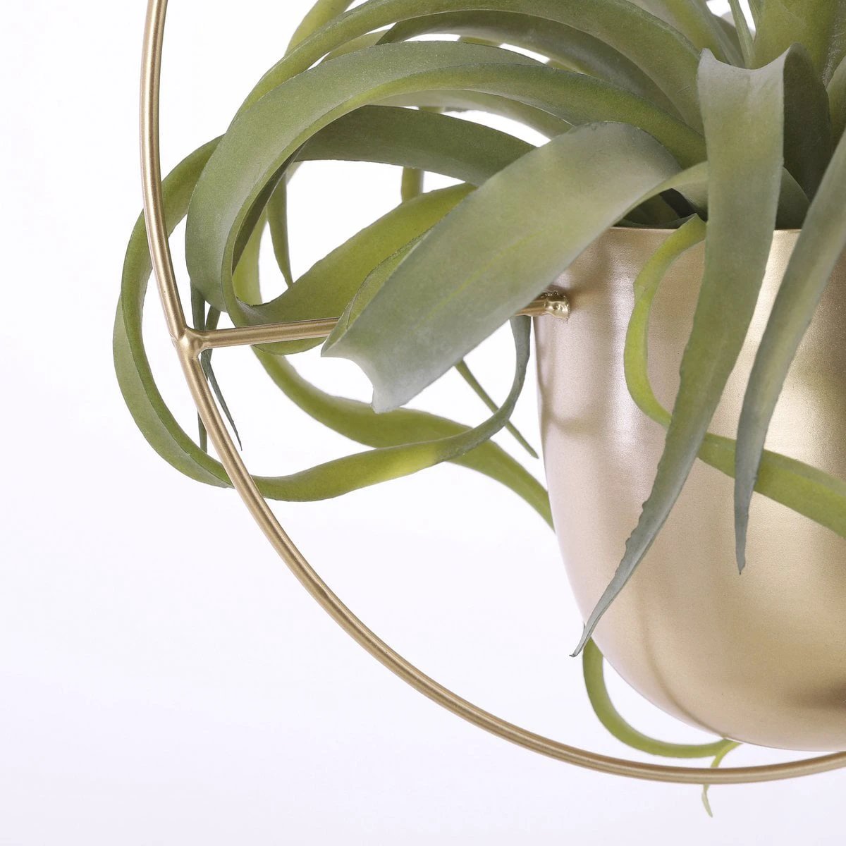 Flowerpot inside wall hanger Dexter Gold by Mica Decorations