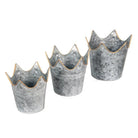 Pflanzenhalter Ø 24 Ø 21 Ø 19 cm graue Metallkrone Blumentopf von Clayre & Eef.