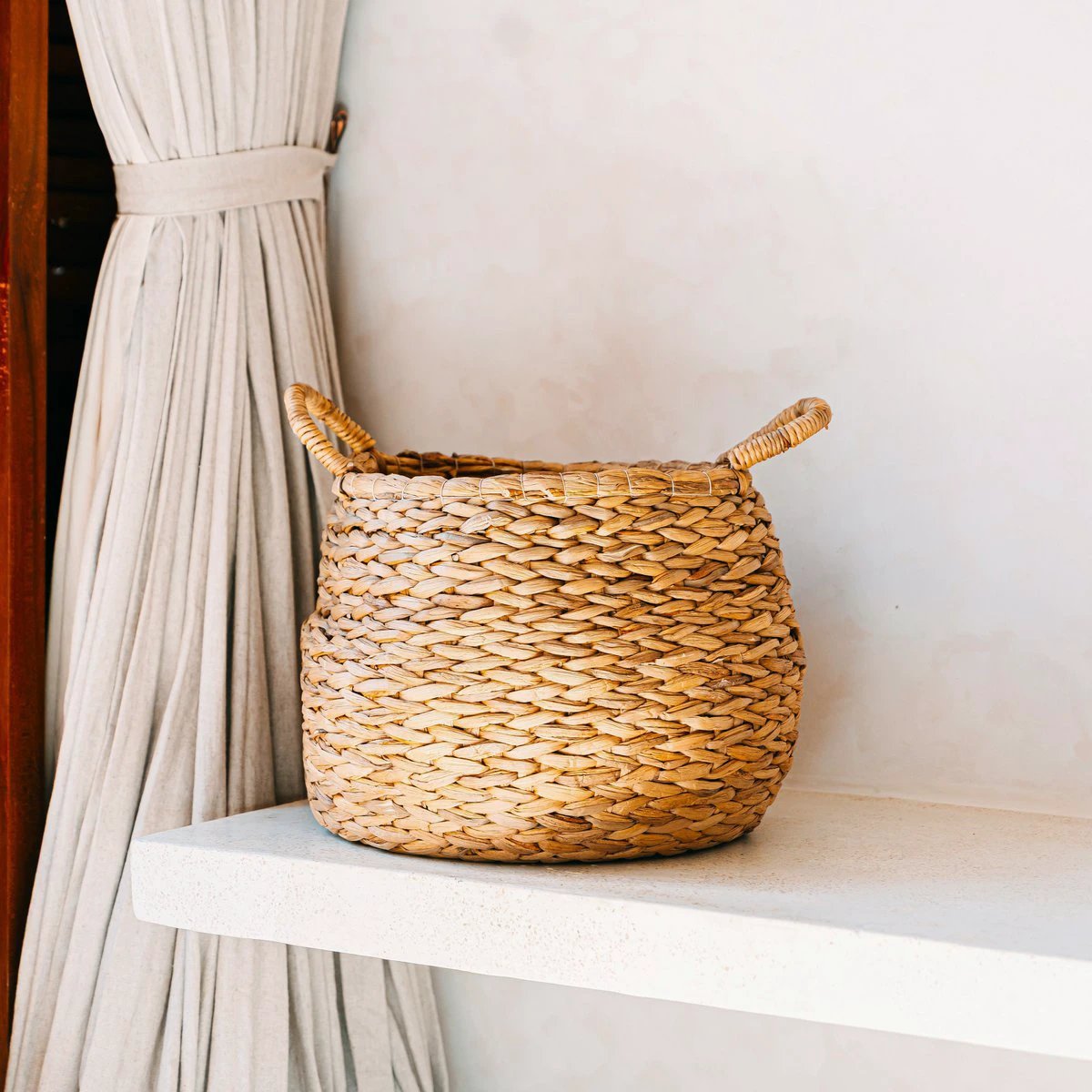 Round Woven Laundry Basket – Bulbous Boho Hamper – Natural Plant Basket – Large Water Hyacinth Storage Basket (2 sizes) CITRA by Soeji