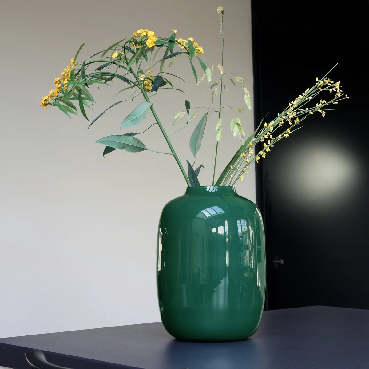 Vaas - Artic bright green by Vase The World