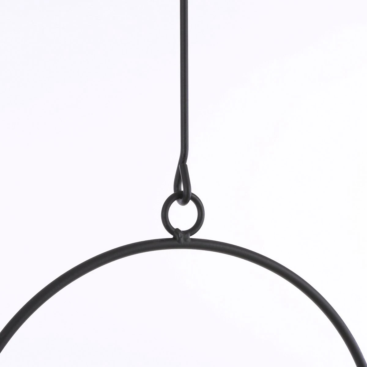 Flowerpot hanging inside Dexter Black by Mica Decorations