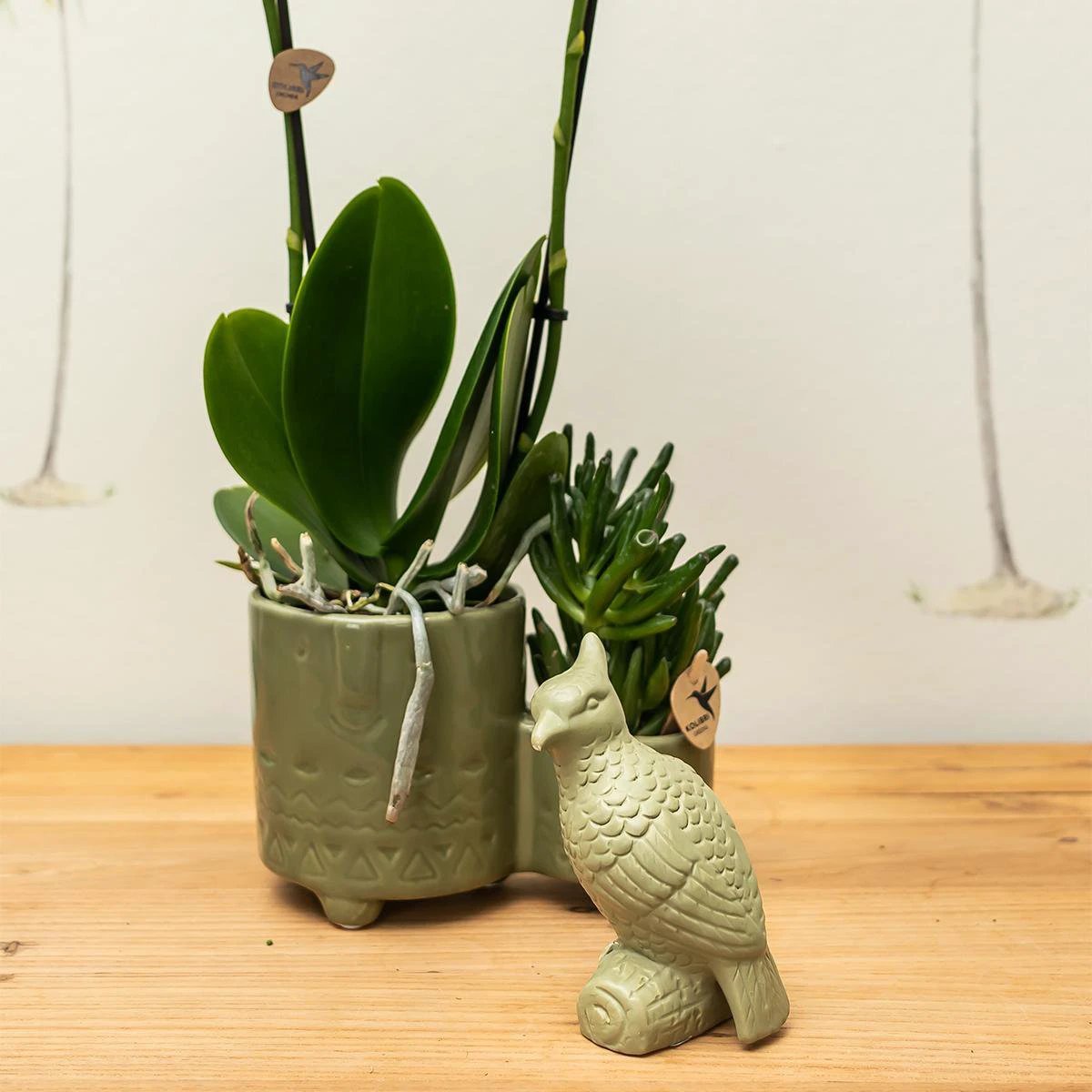 Hummingbird Home | Ornament - Decoration statue Cockatoo - Green by Kolibri Company