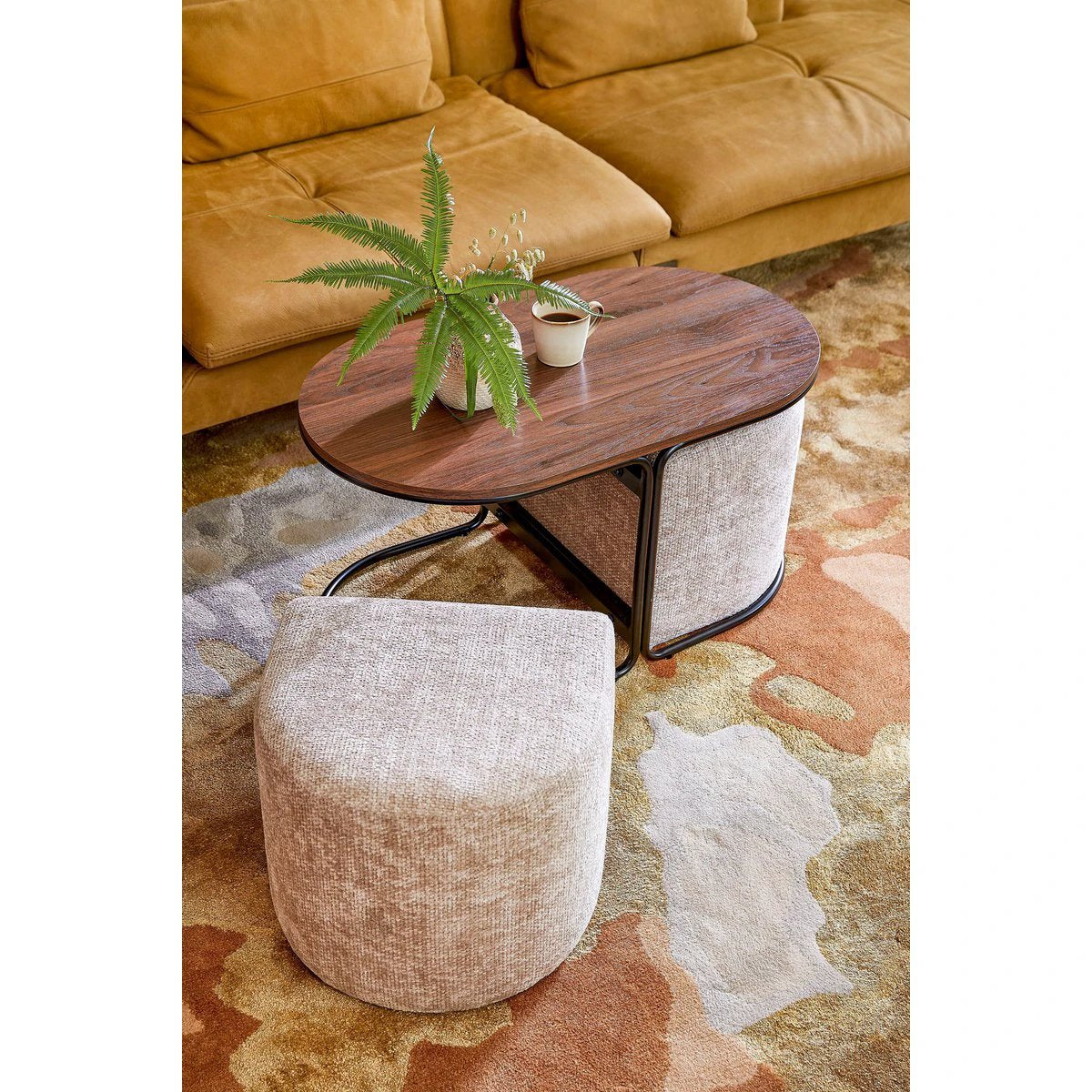 Coffee table with poufs Light gray by Mica Decorations
