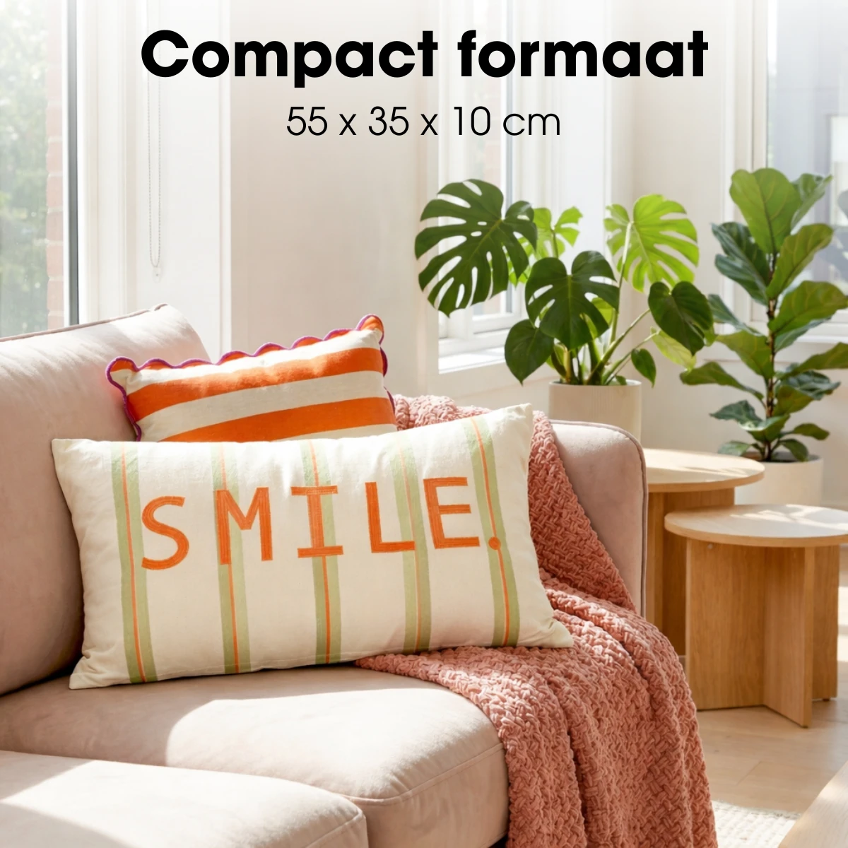 Decorative cushion Green by Mica Decorations
