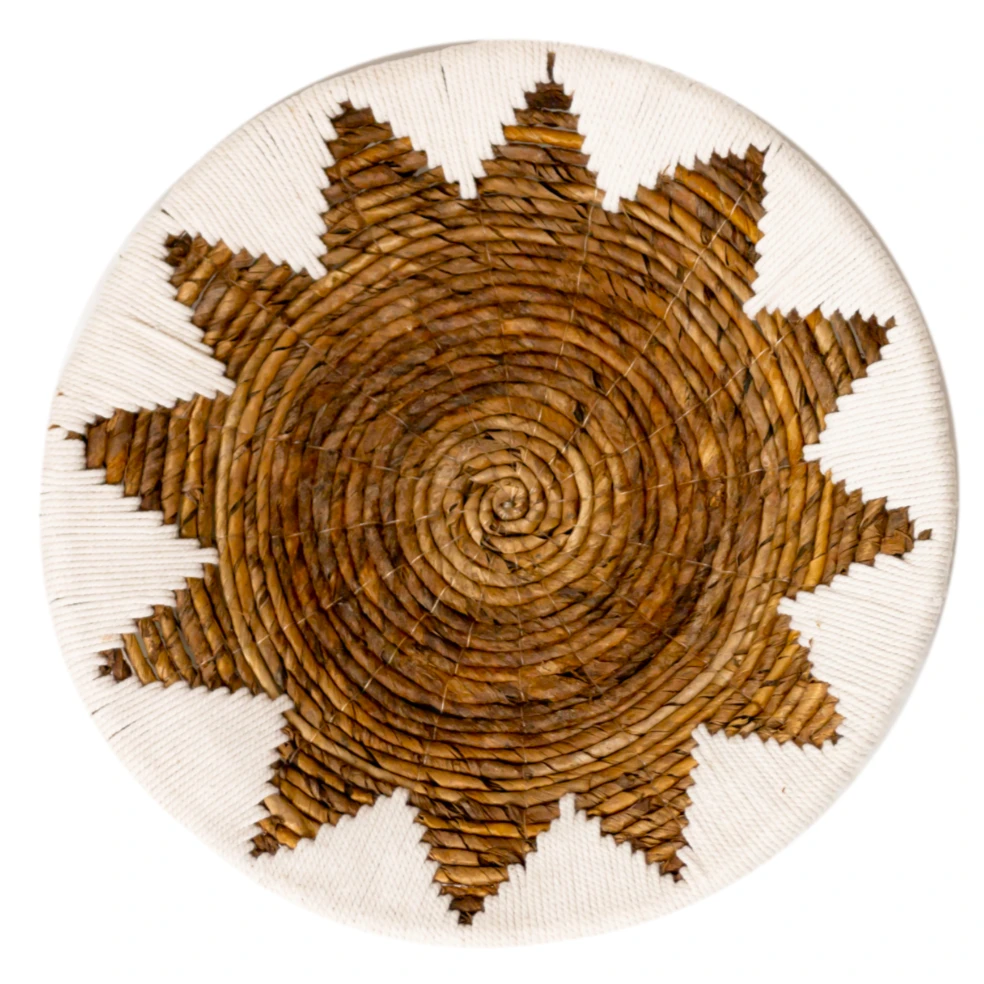 Round Boho Wall Basket – Woven Wall Decor– Decorative Bowl – Woven Wall Plate with Embroidered Star Pattern ADARI (2 sizes, Ø30/40 cm) by Soeji