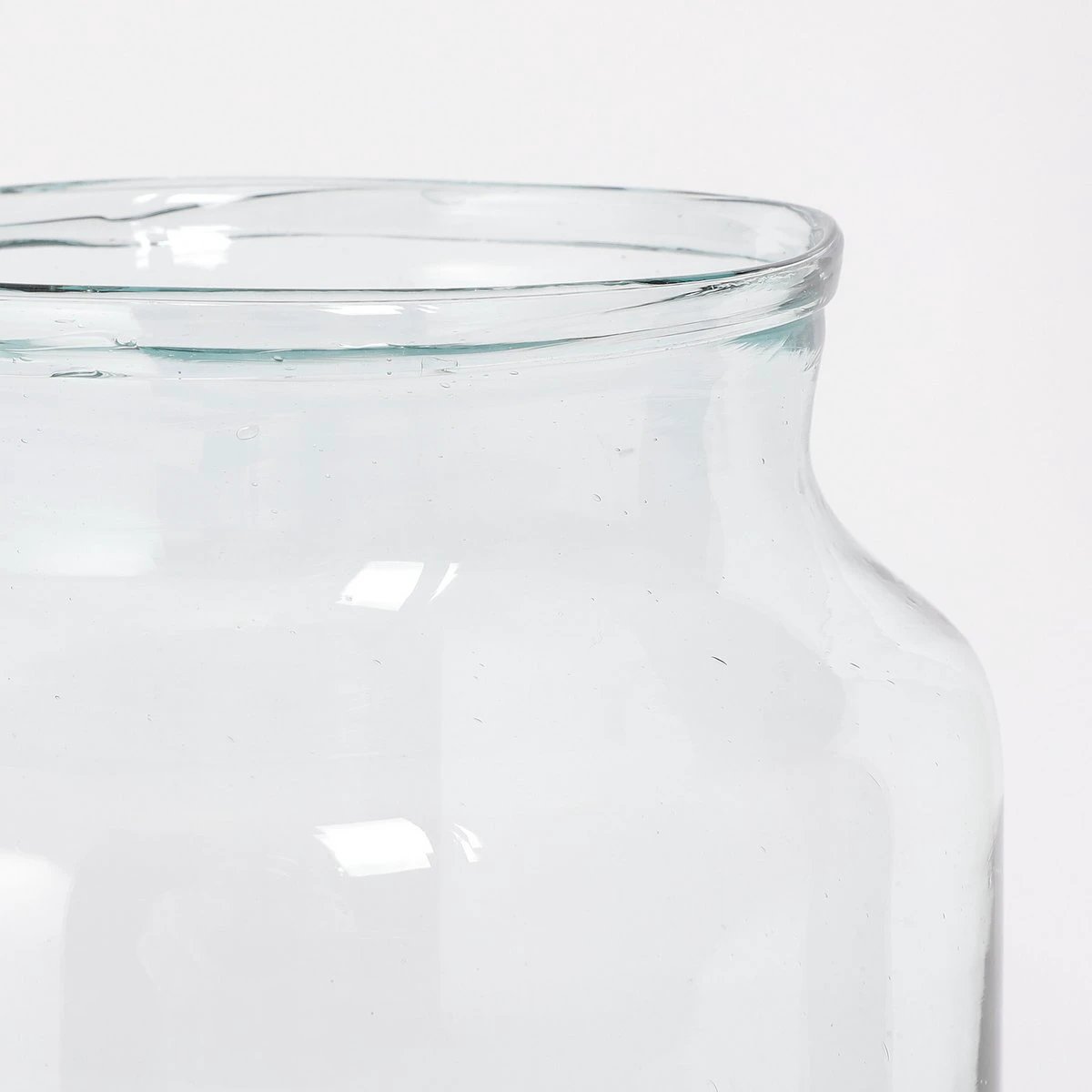 Vaas Vienna Transparent by Mica Decorations