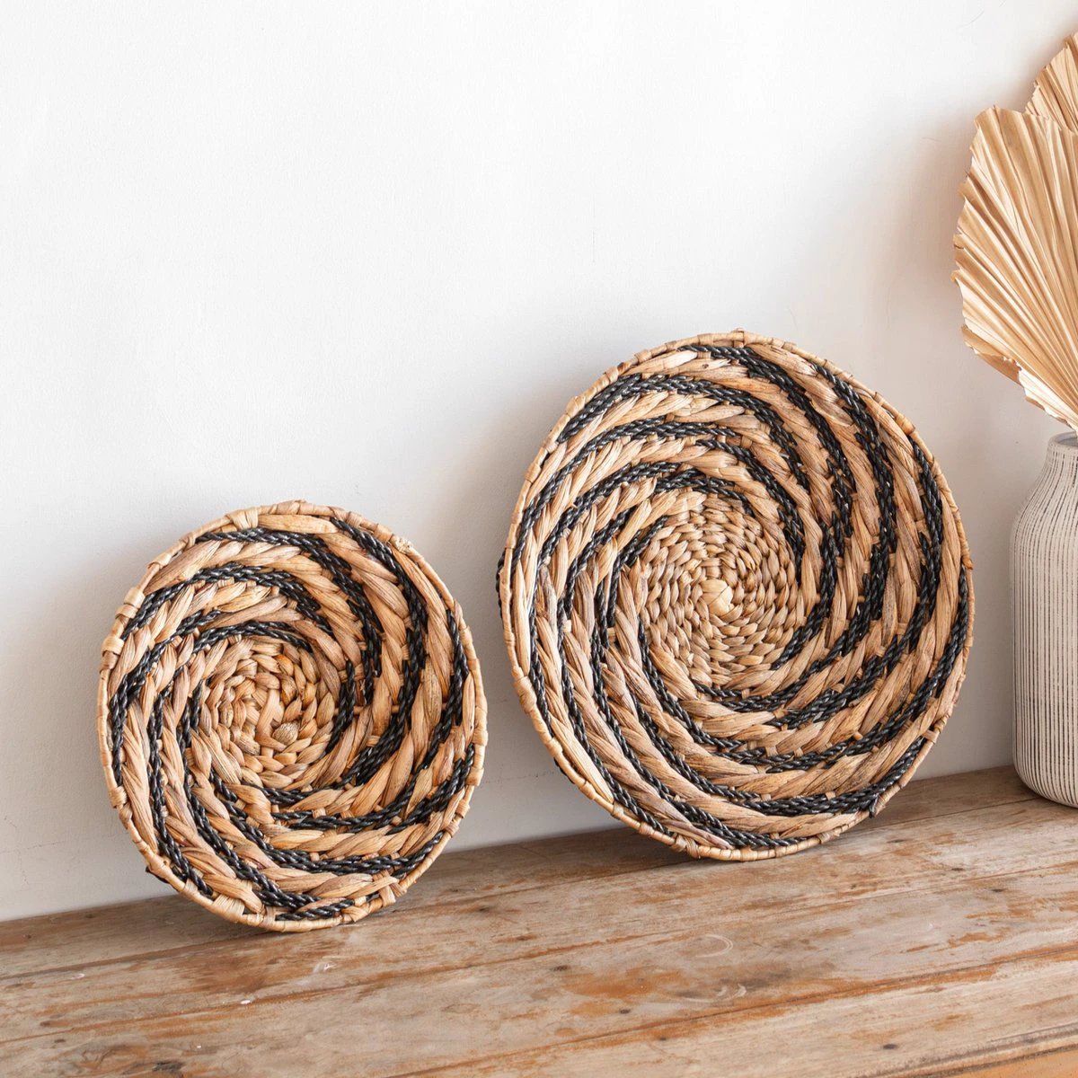 Round Wall Basket or Decorative Bowl BANDUNG made of Water Hyacinth (2 sizes) by Soeji