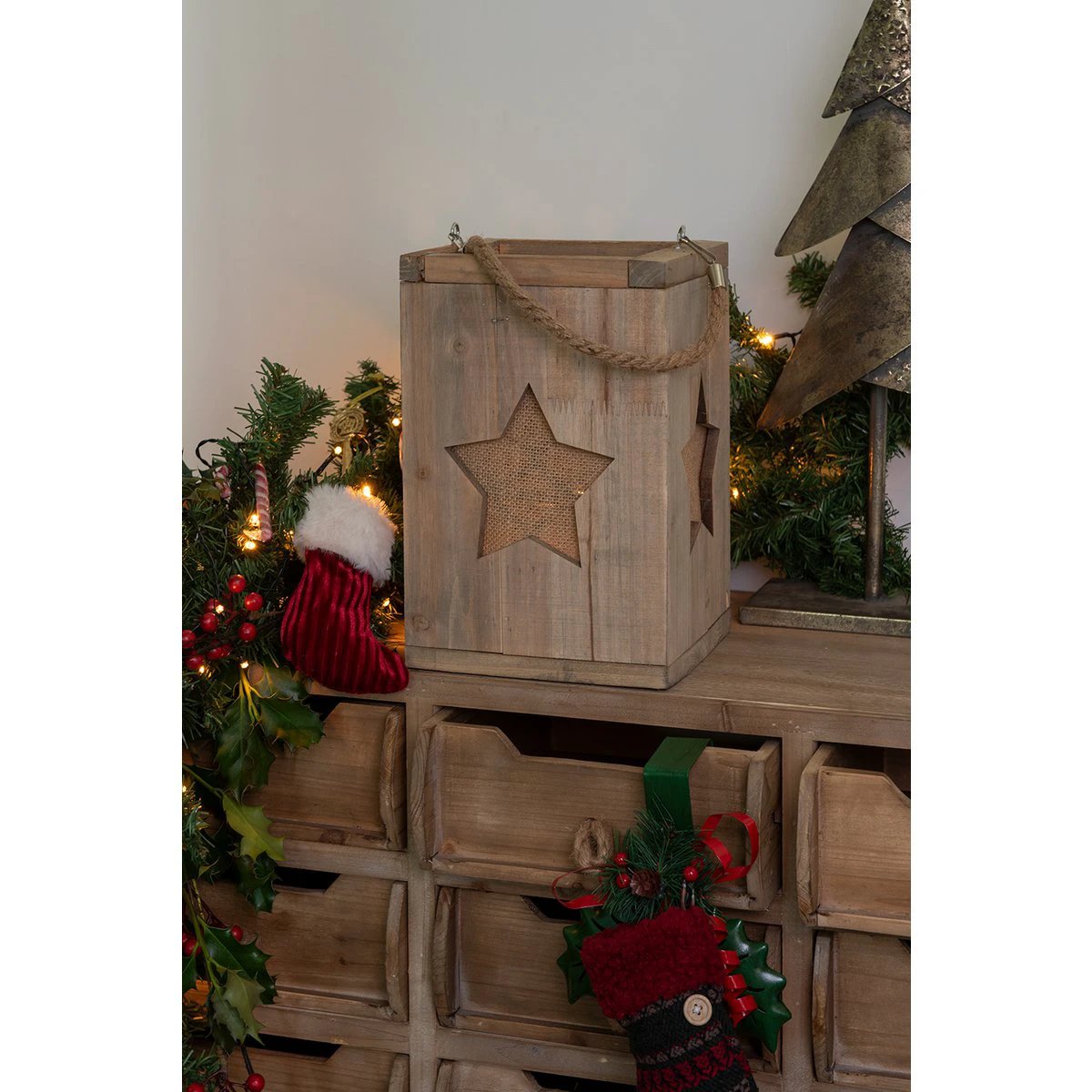 Relief light 19x19x28 cm brown wood star candle holder by Clayre & Eef.